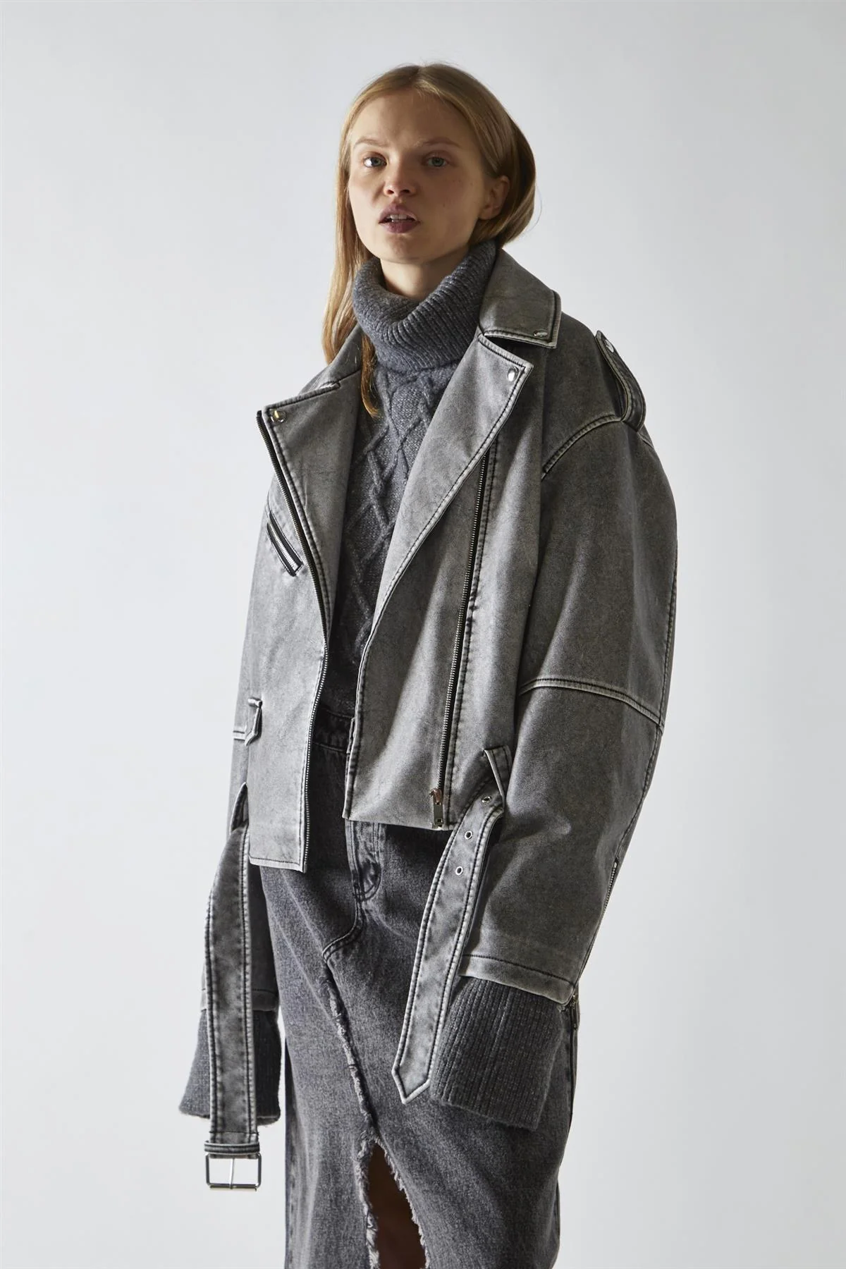 Biker Long sleeve Jacket - Grey Distressed Pu