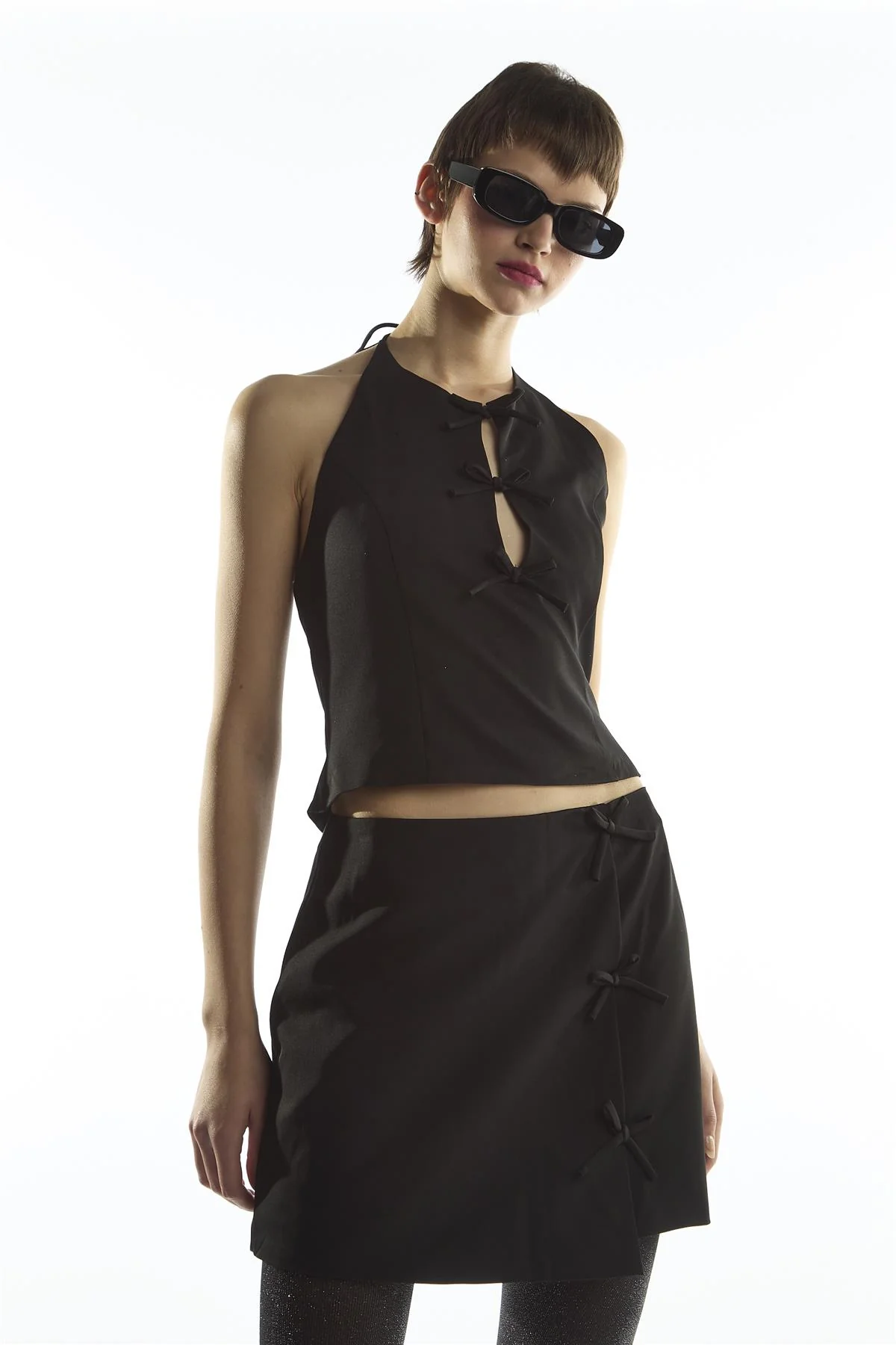Black A-Line Mini Bow Mini-Skirt - Image 3