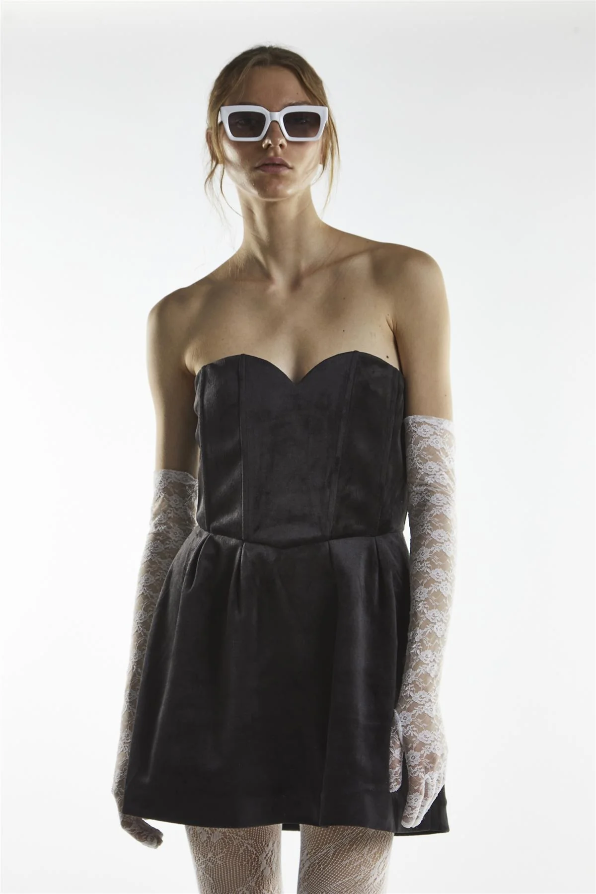 Black Bandeau Sweetheart Mini-Dress - Image 3