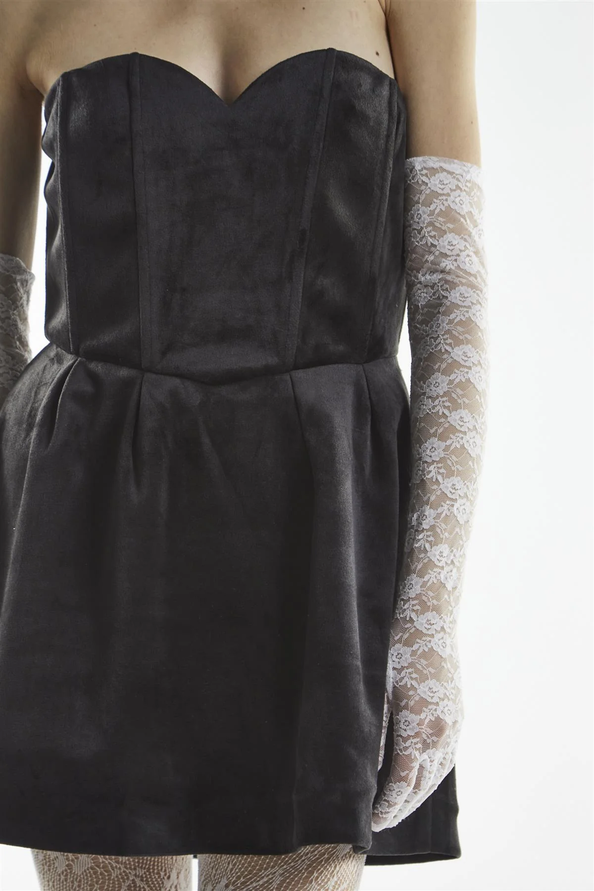 Black Bandeau Sweetheart Mini-Dress - Image 4