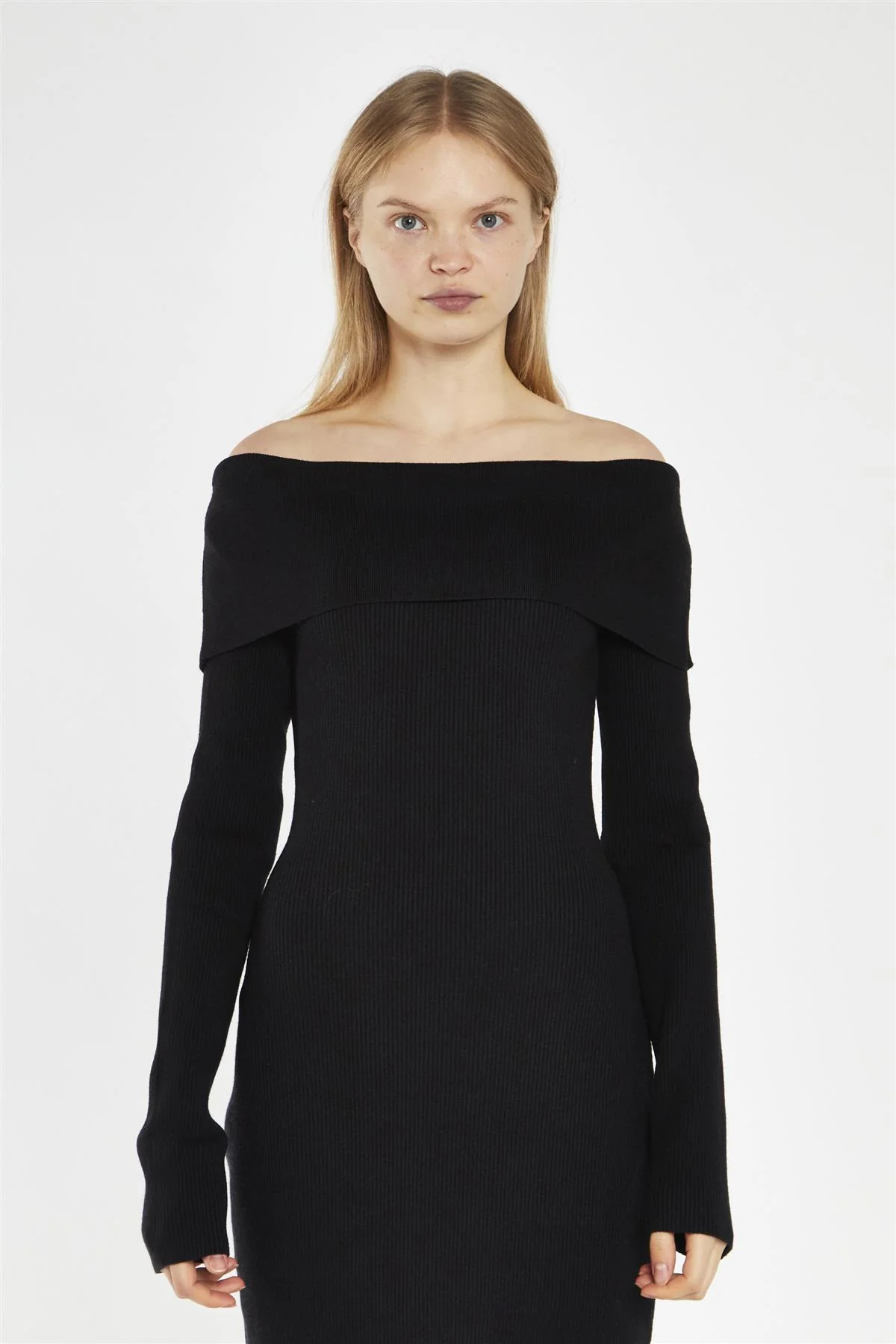 Black Bardot Knitted Midi-Dress - Image 3