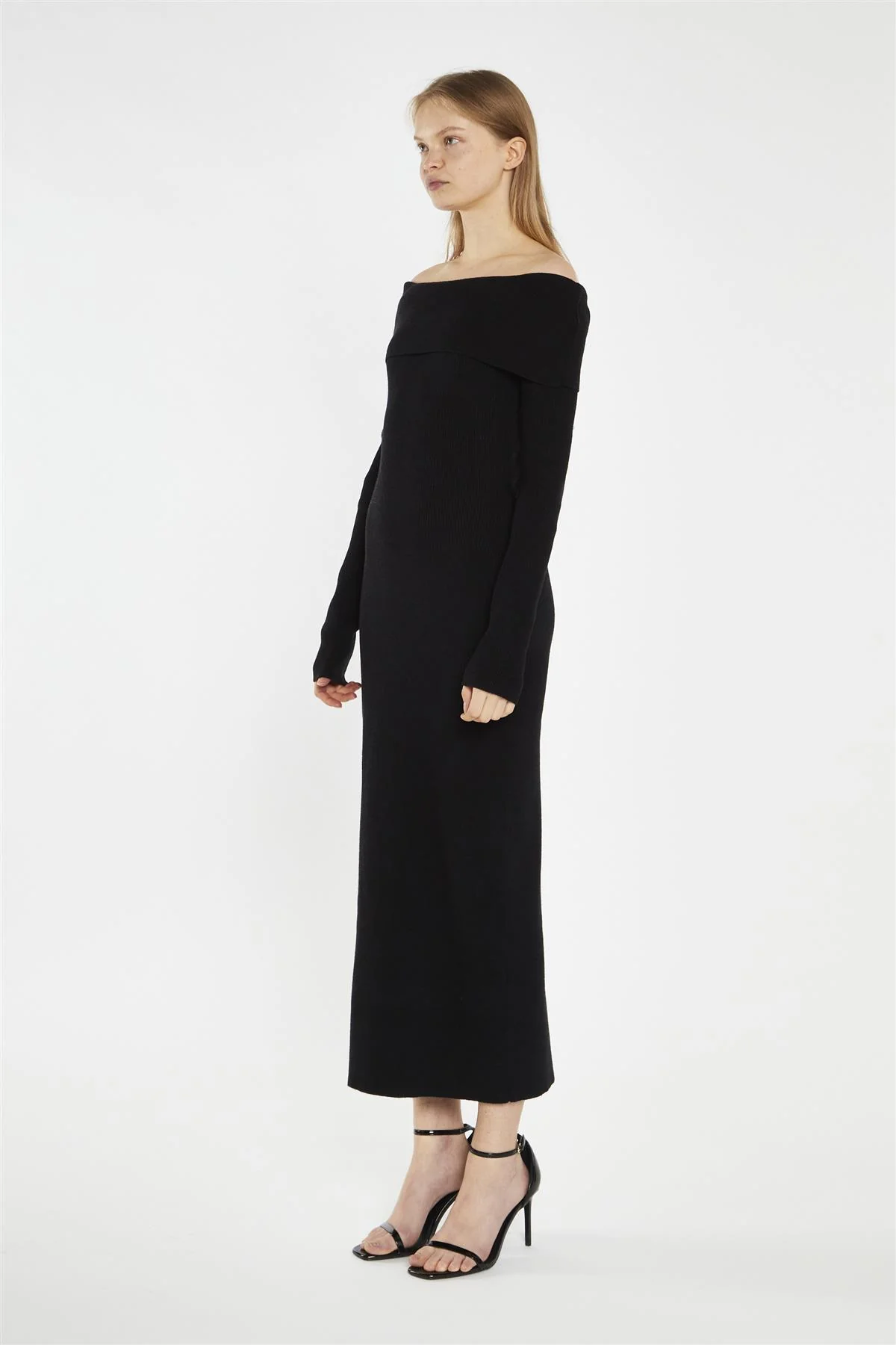 Black Bardot Knitted Midi-Dress - Image 4