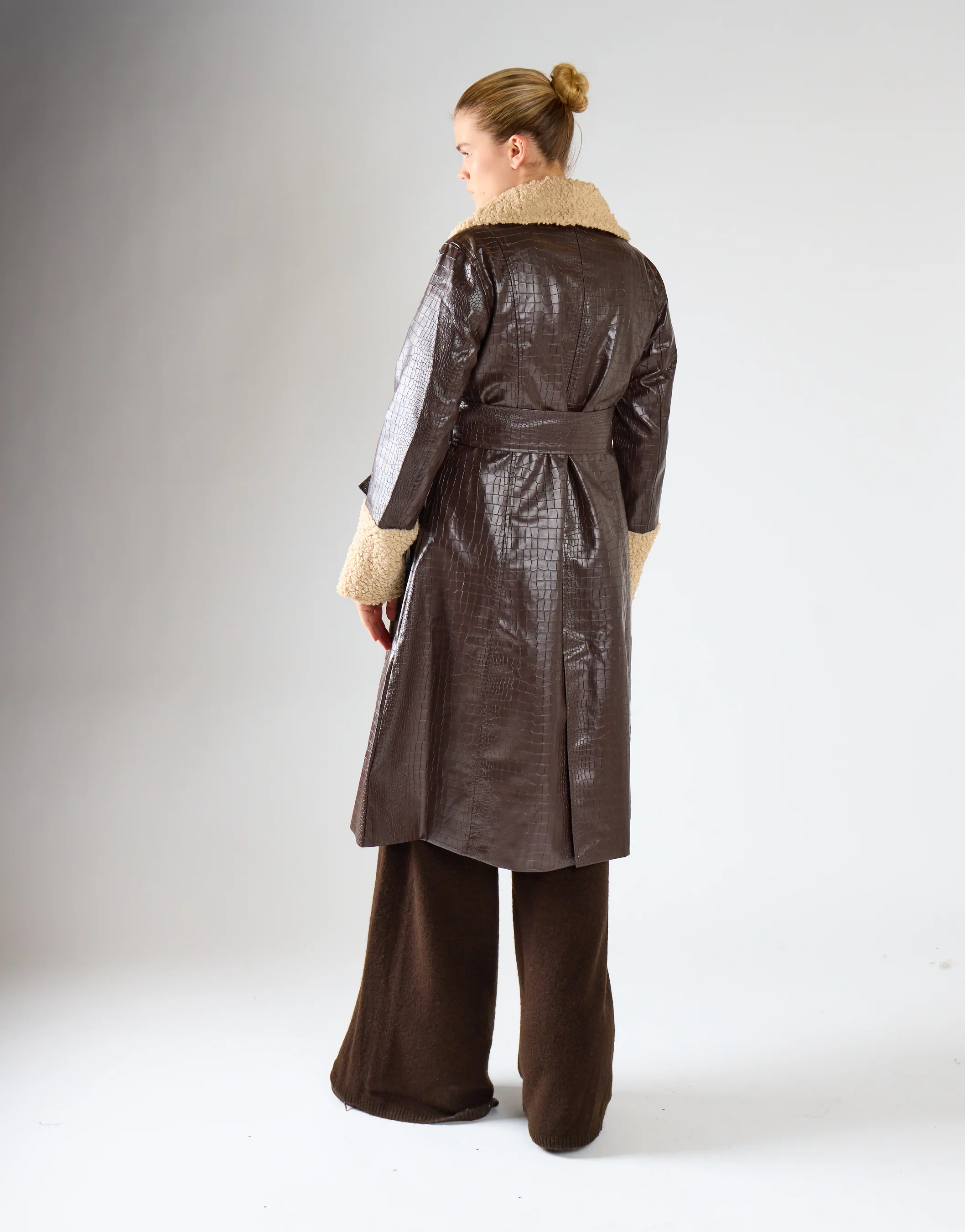 Black Belted Coat with Faux Fur - Image 2