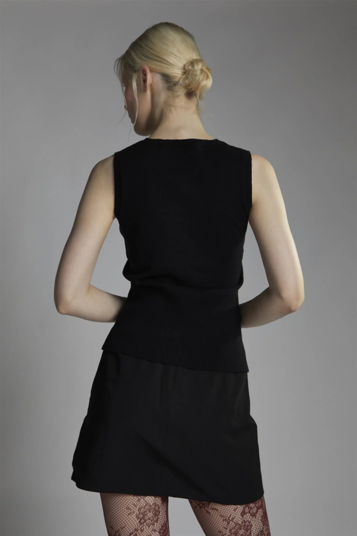 Black Button-Front-Vest Sleeveless-Top - Image 2