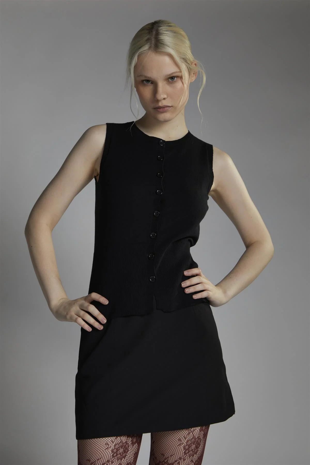Black Button-Front-Vest Sleeveless-Top - Image 4