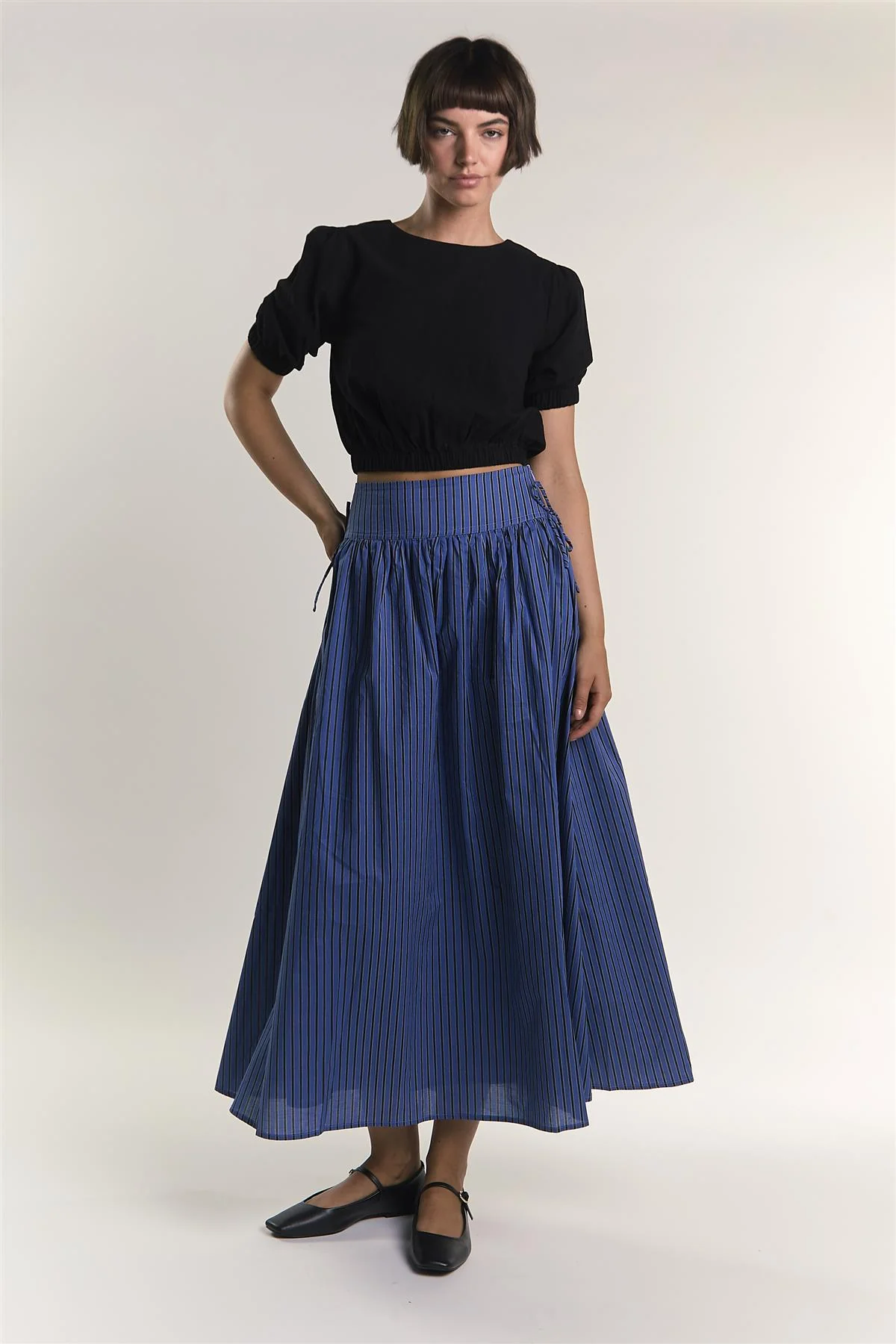 Black Crew-Neck Puff-Sleeve-Top - Image 5