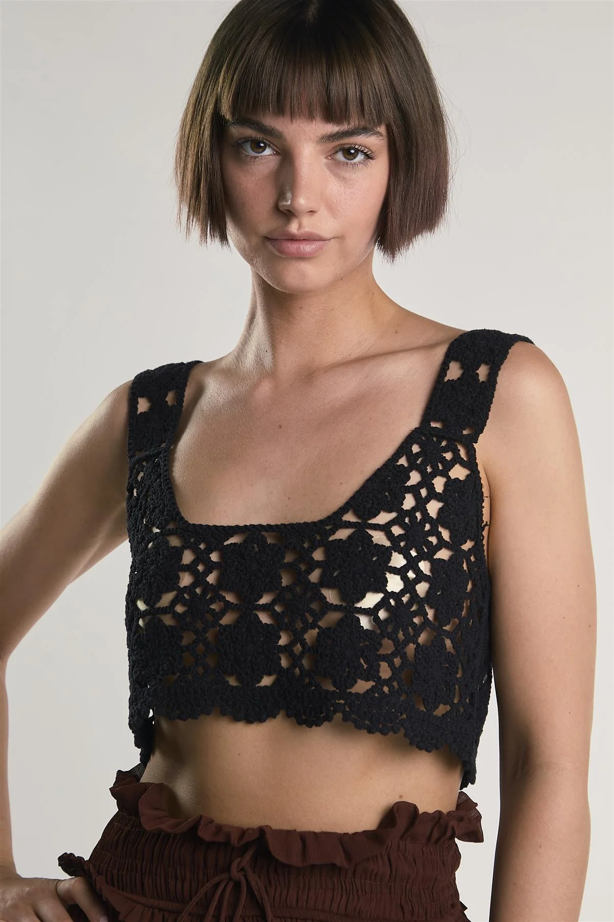 Black Crochet Crop-Top - Image 4