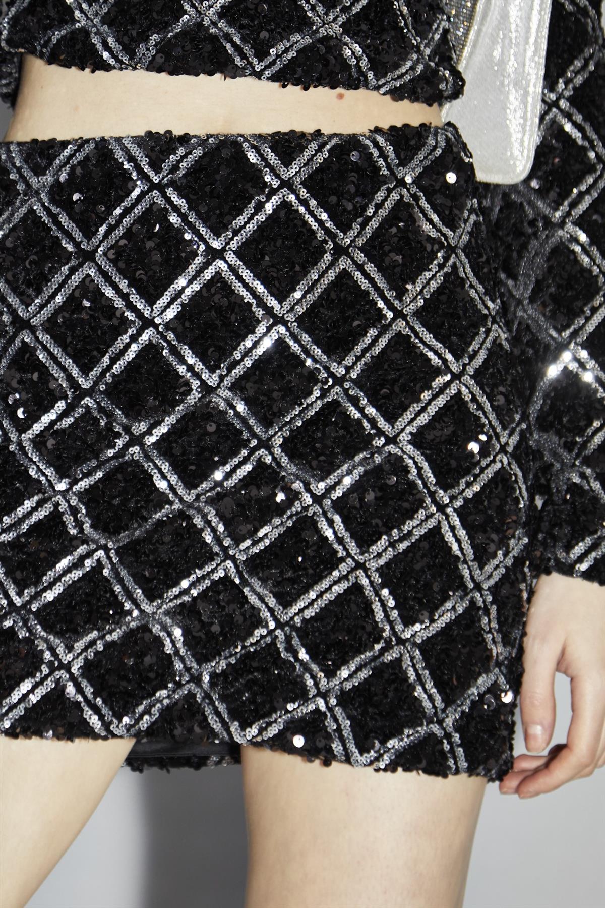 Black Diamond-Sequin Mini-Skirt - Image 4