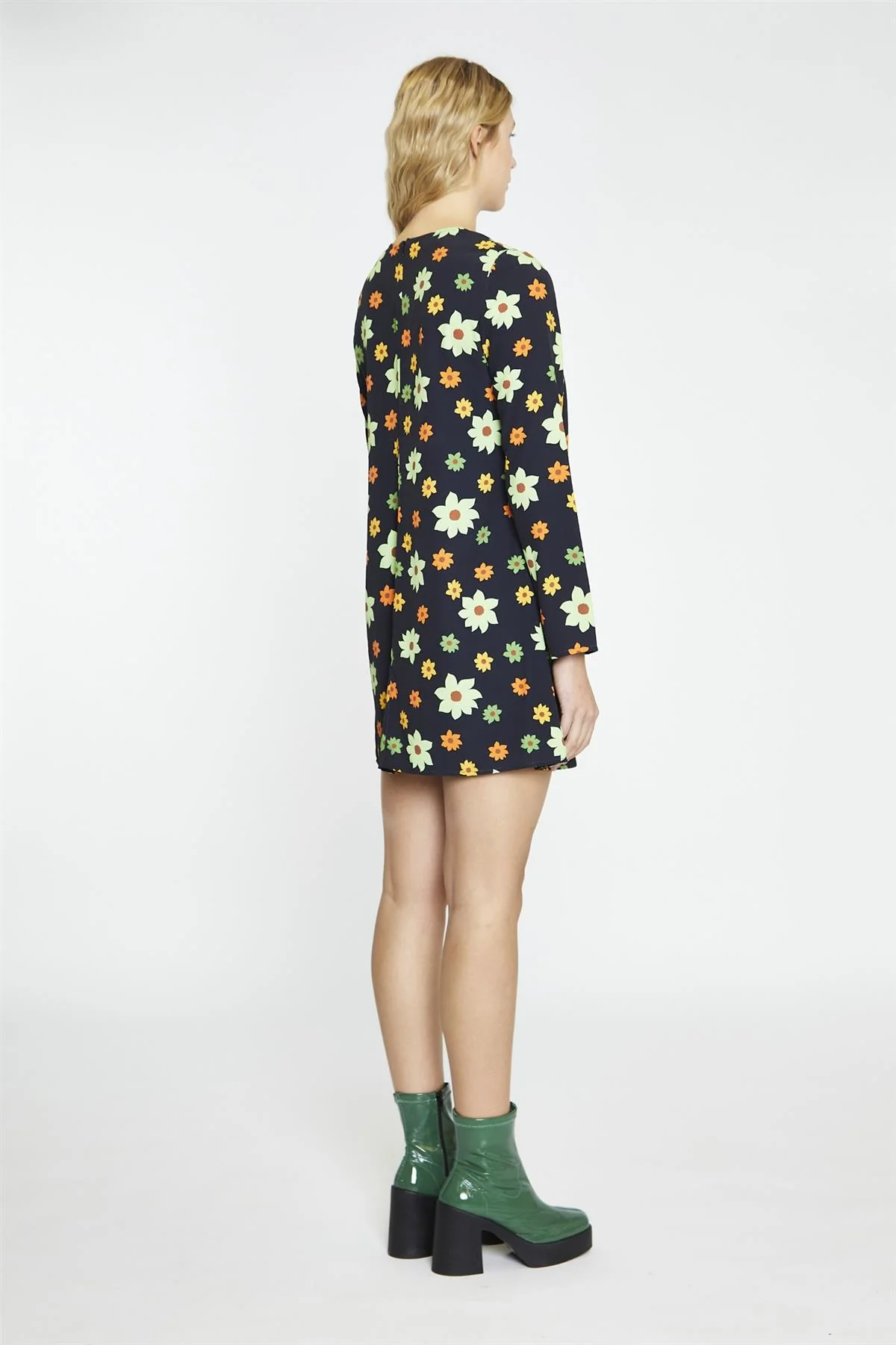 Black-Green-Flower Long-Sleeve Mini-dress - Image 2