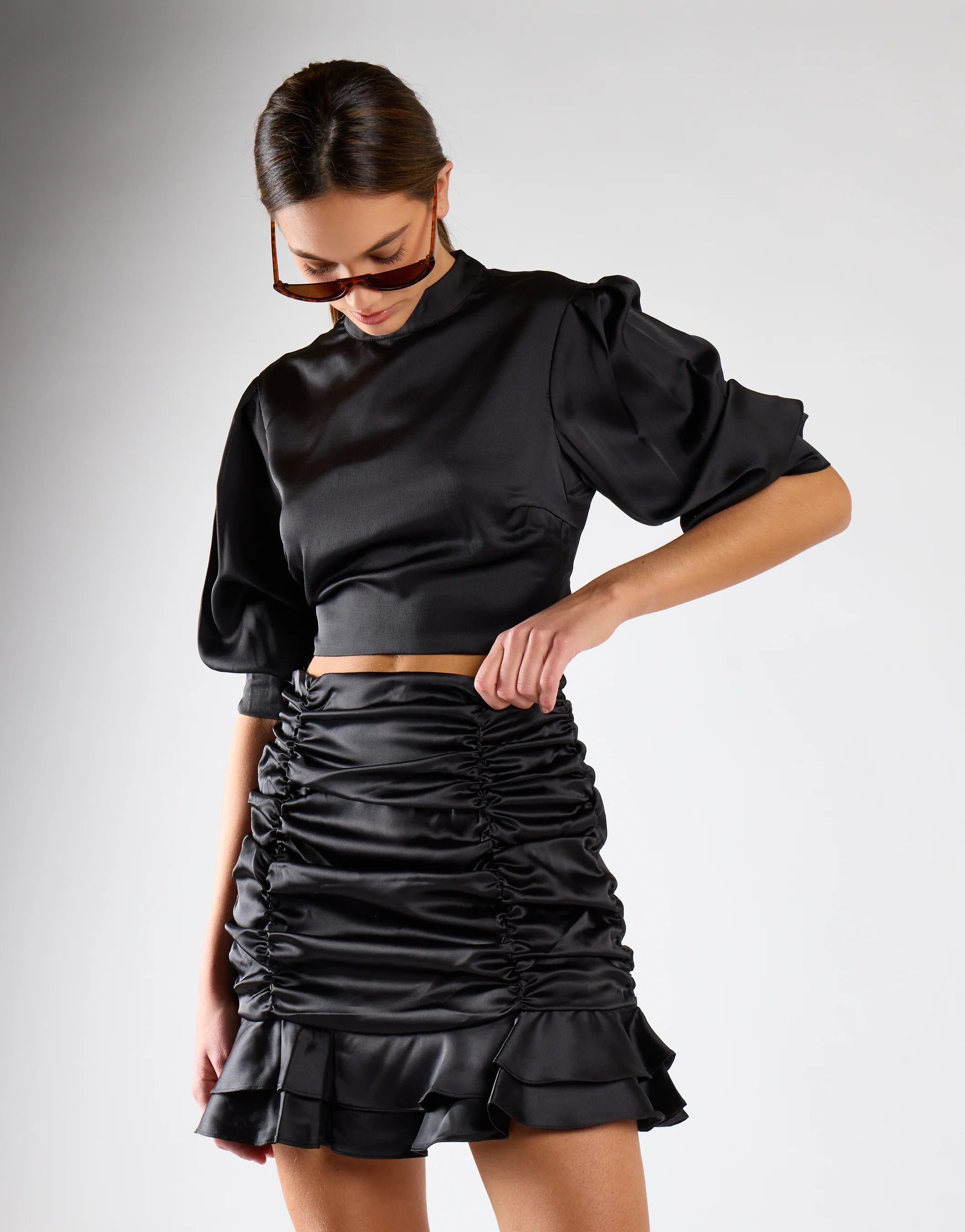 Black Kaitlyn Co-ord Ruched Mini Skirt - Image 3
