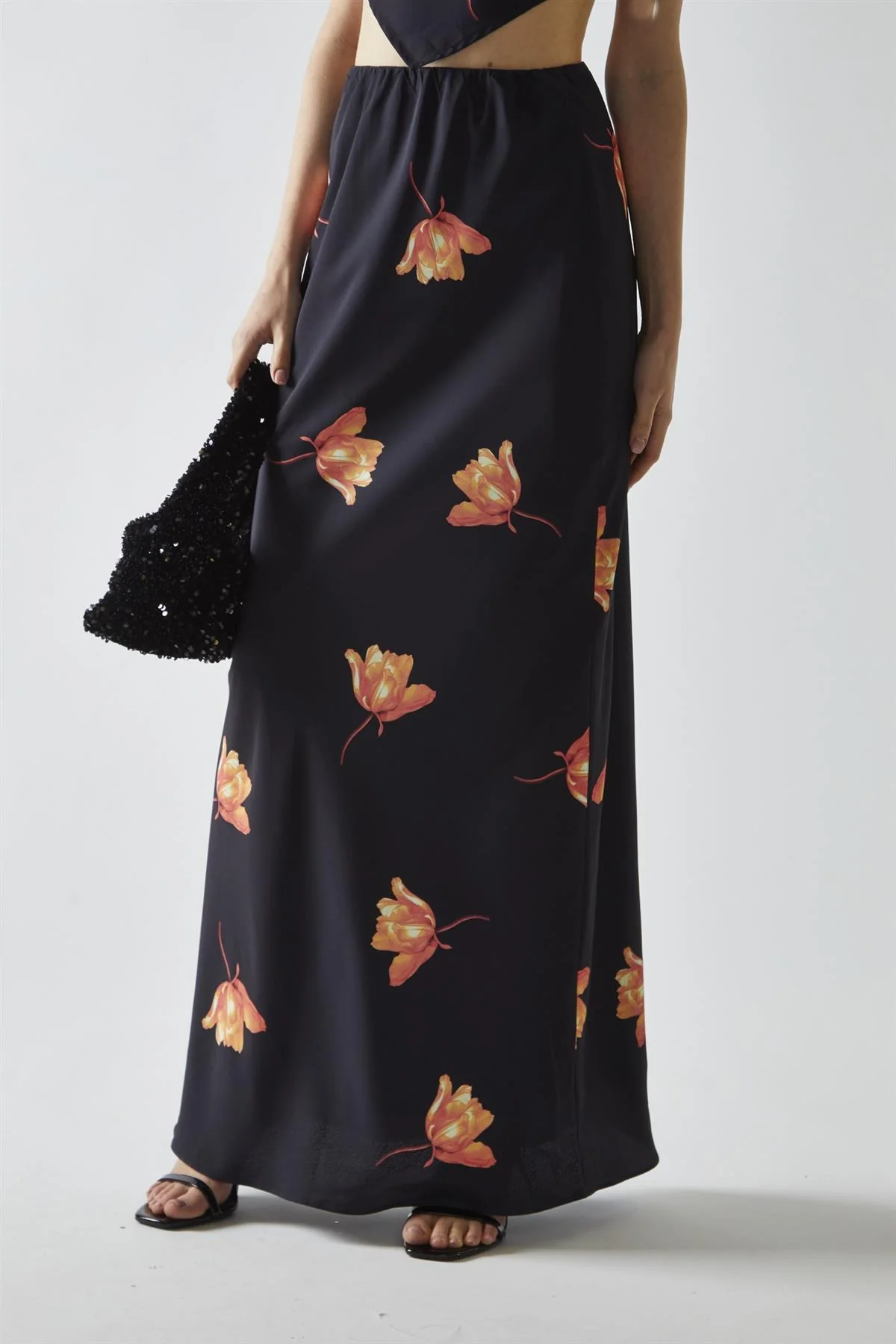 Black-Orange Flower Bias-Cut Maxi-Skirt - Image 3