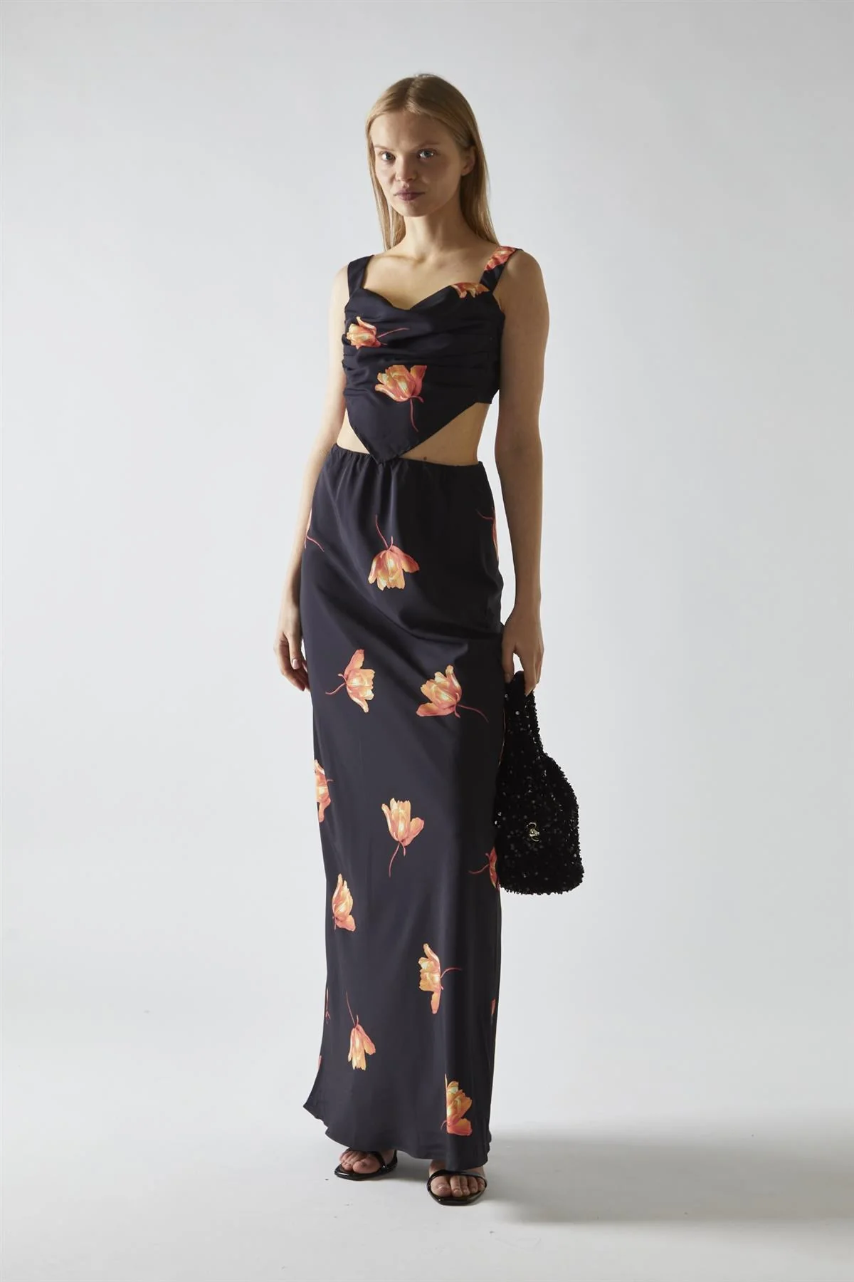 Black-Orange Flower Bias-Cut Maxi-Skirt - Image 4
