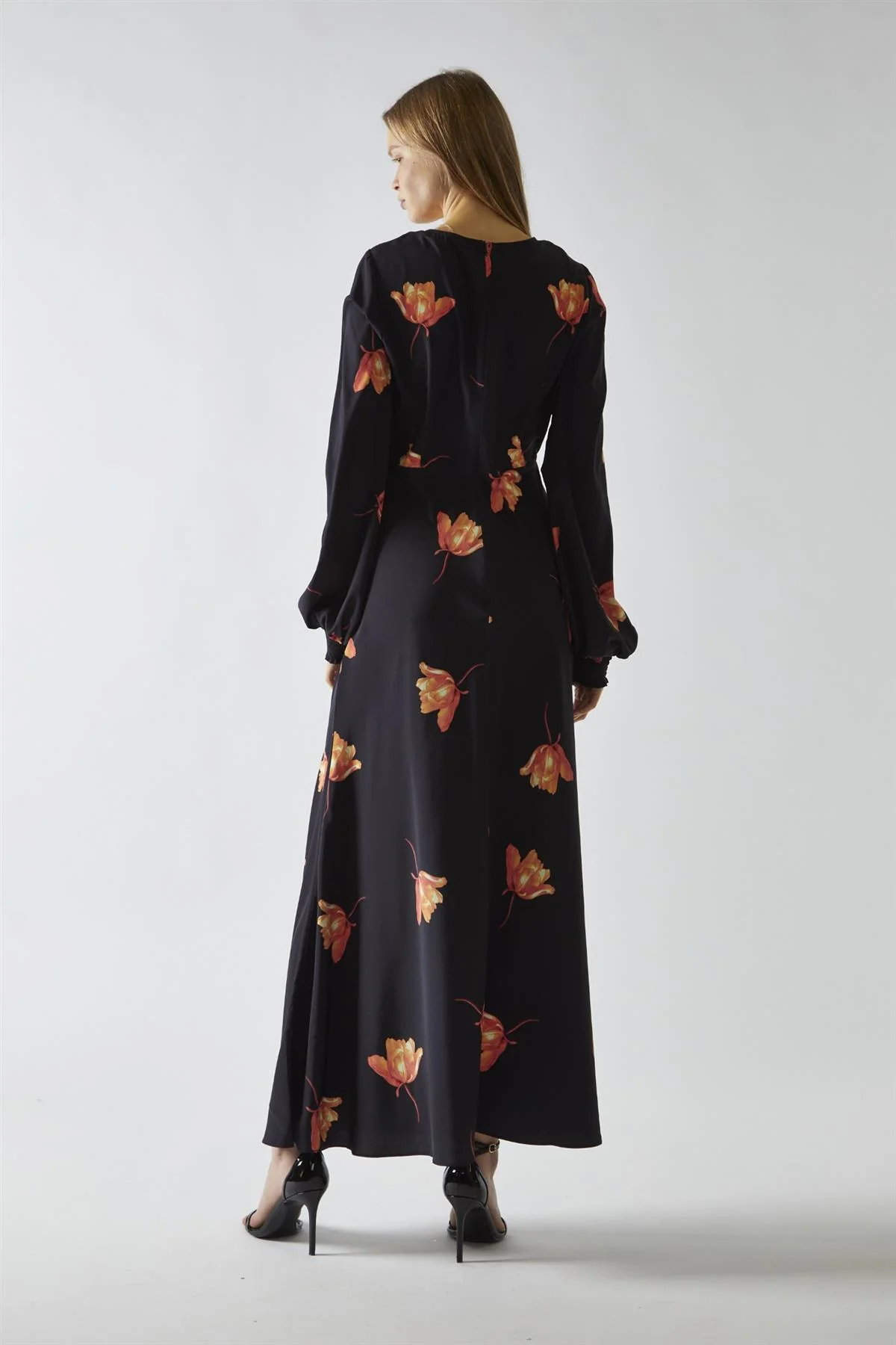 Black-Orange Flower V-neck Midi-Dress - Image 2