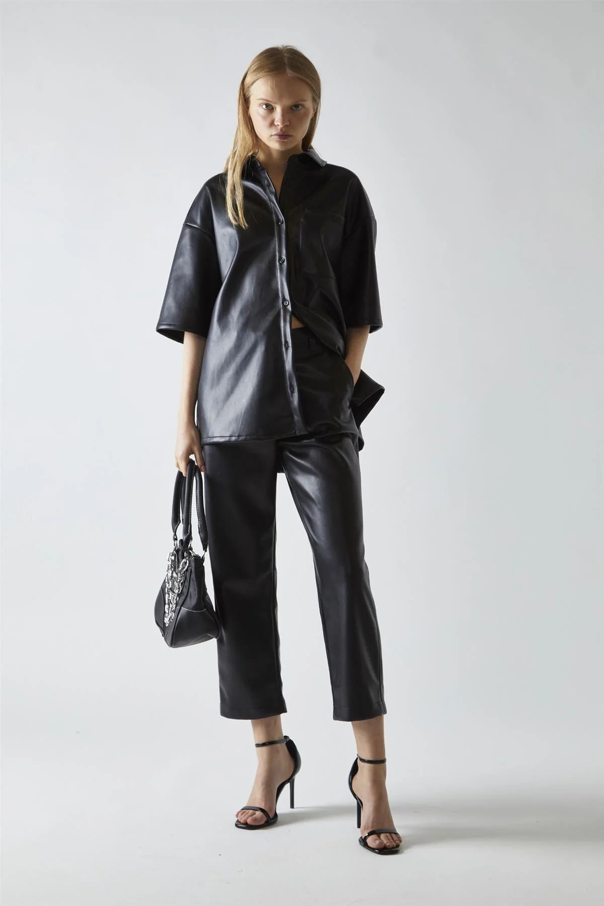 Black-PU Straight Fit Crop Trousers - Image 4