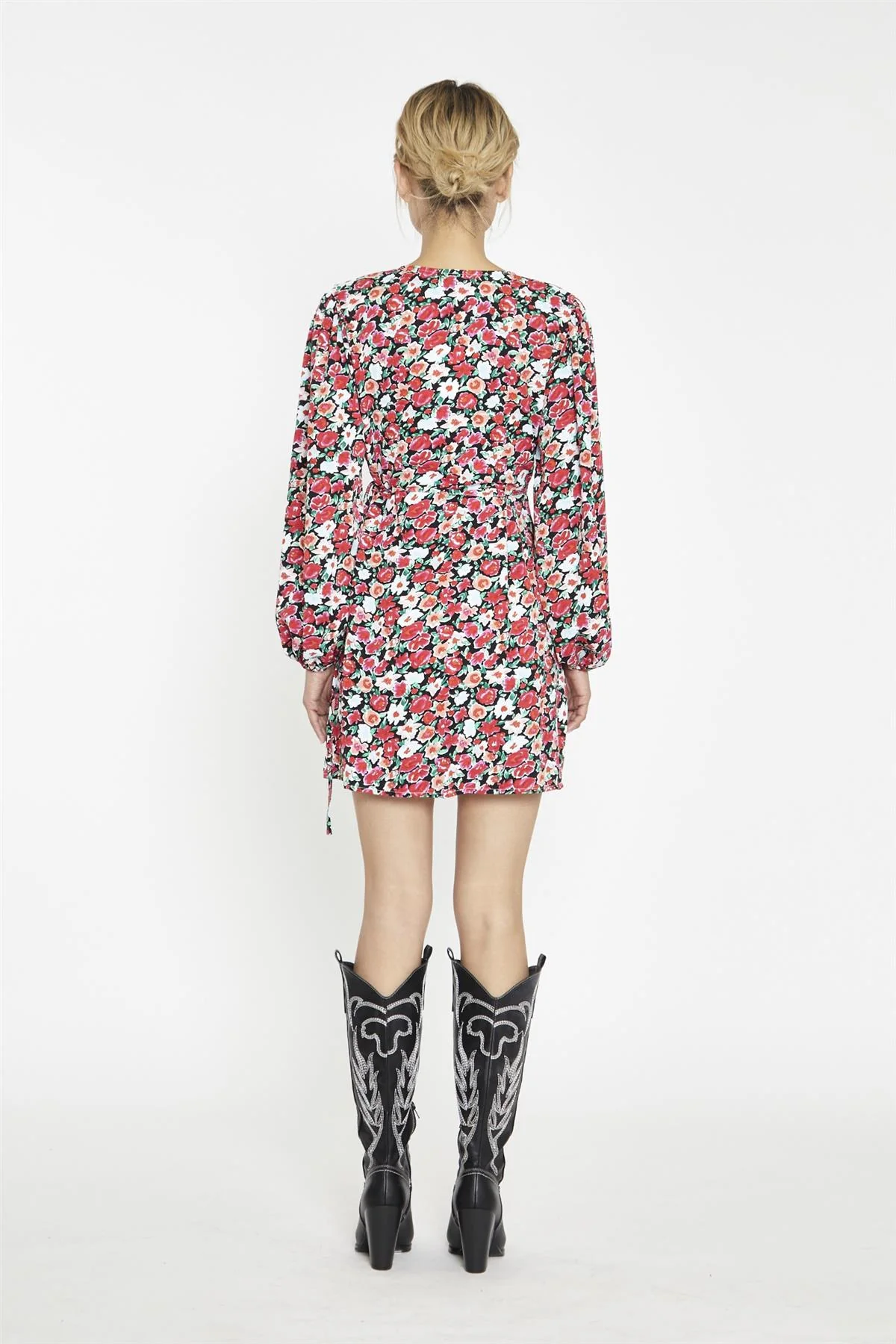 Black-Red 90s-Floral Wrap Mini-Dress - Image 2