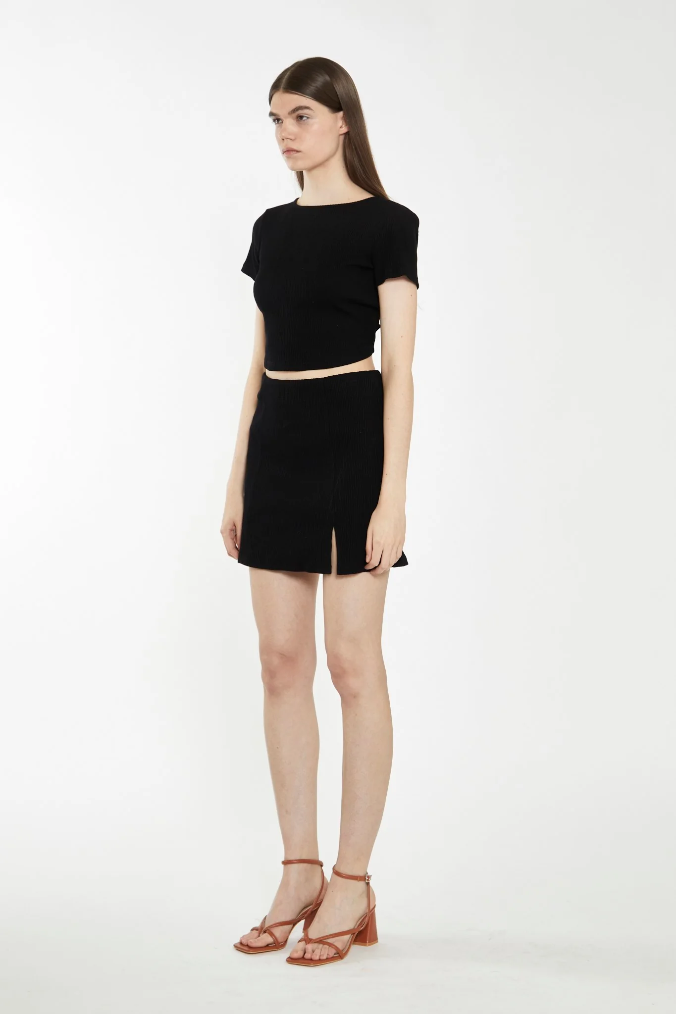 Black Rib Open-Back Crop Top - Image 3