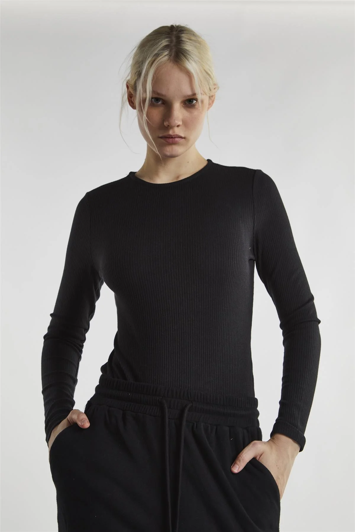 Black Rib Open Back Long-Sleeve-Bodysuit - Image 4