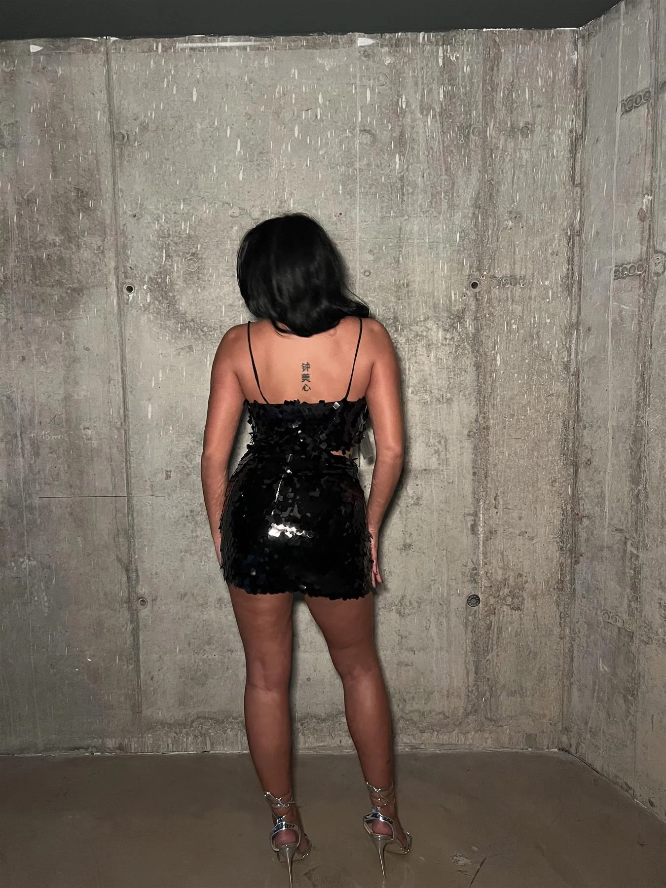 Black-Sequin Crop-Top - Image 2