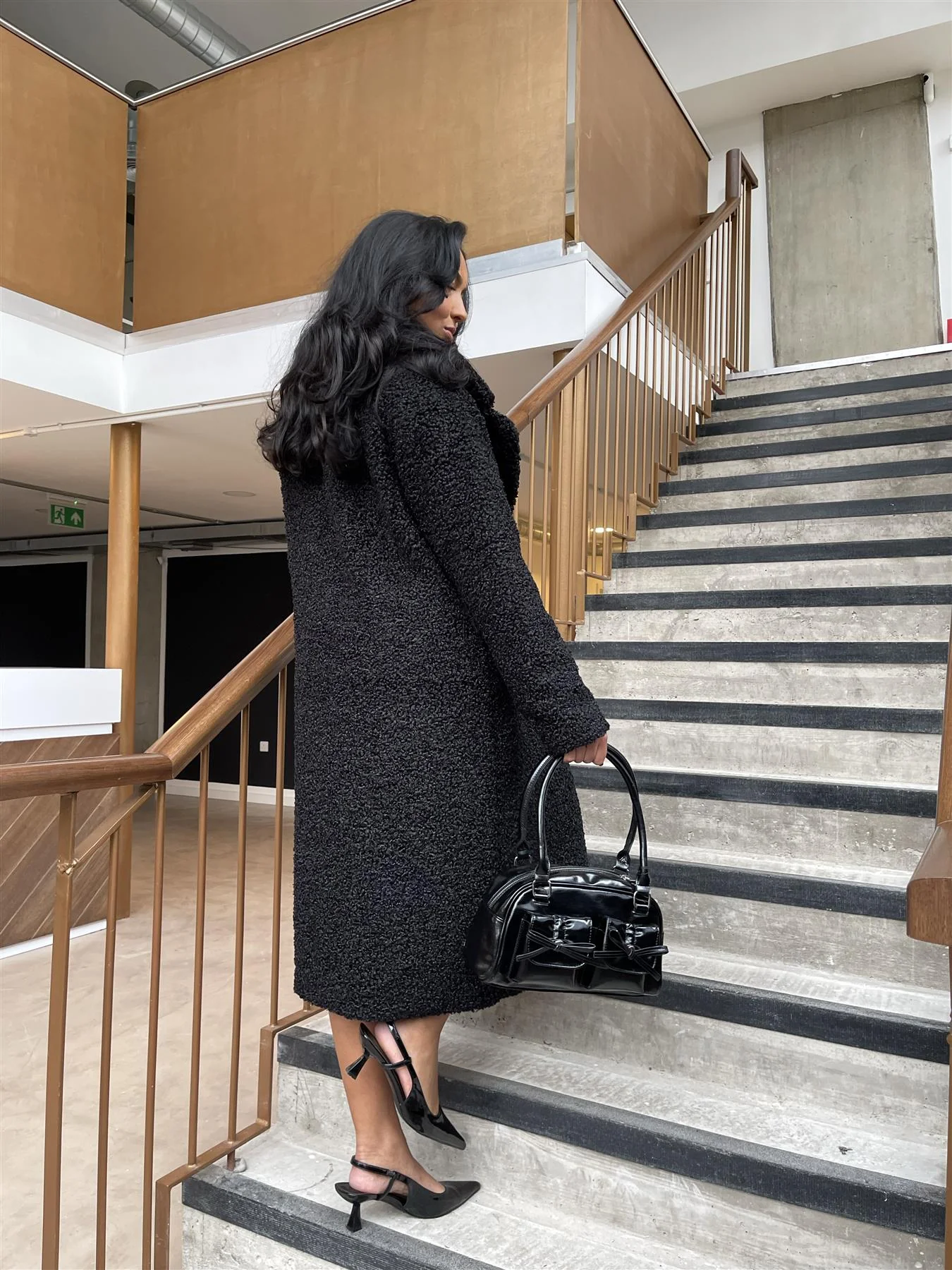 Black Teddy-Fur Longline-Coat - Image 2
