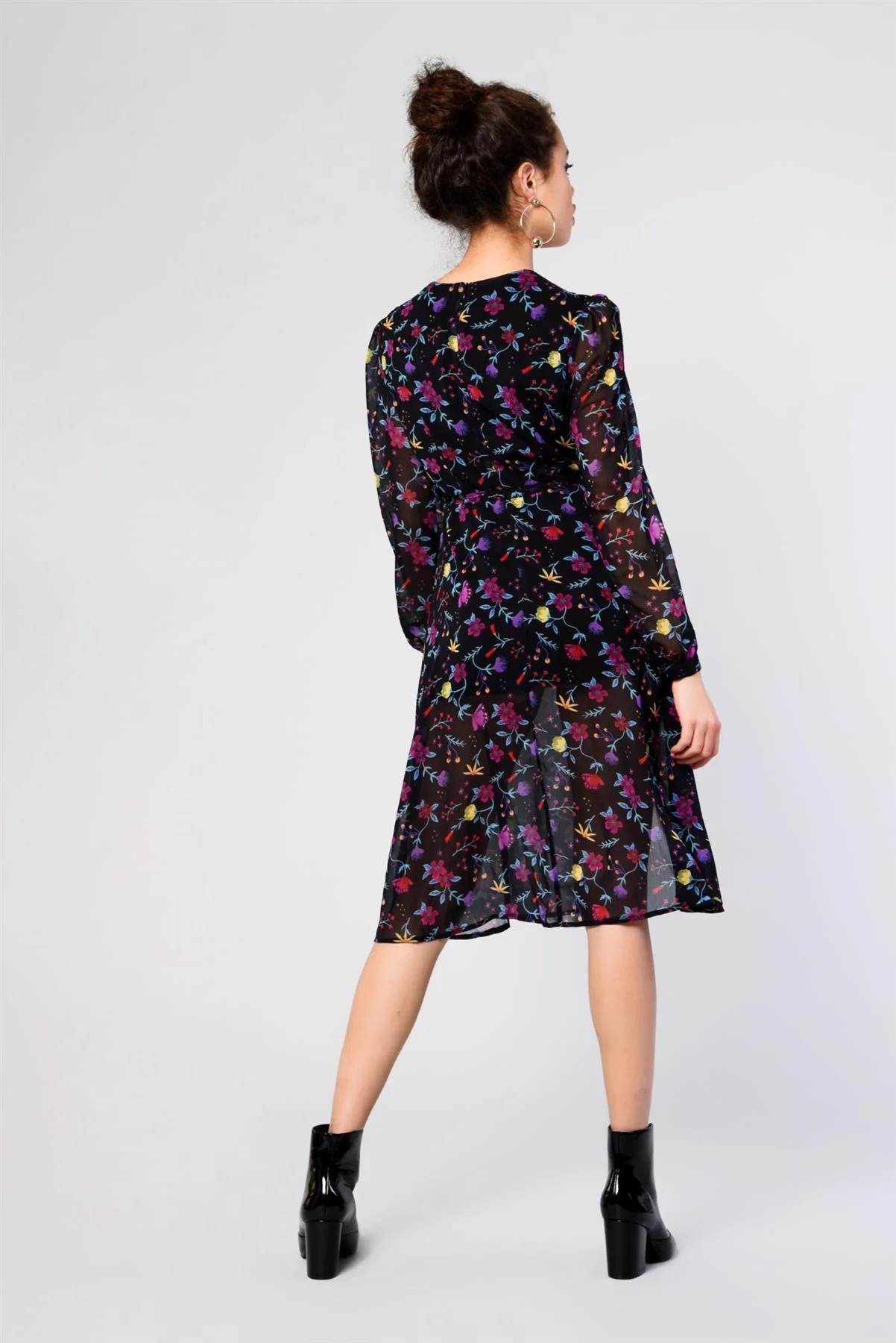 Black Watercolour-Floral Leg-Split Midi-Dress - Image 2