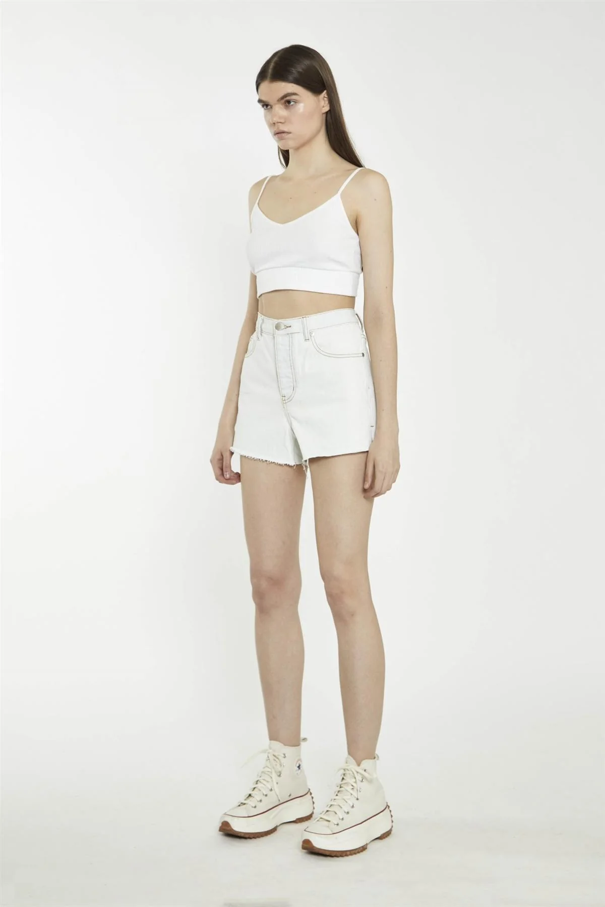 Bleach-Wash High-Waisted-Shorts - Image 4