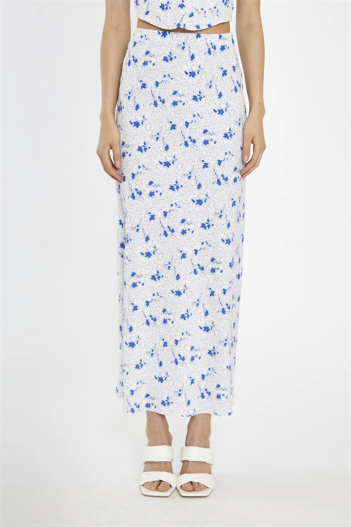Blue-Dot Vintage-Floral Bias-Cut Midi-Skirt - Image 3