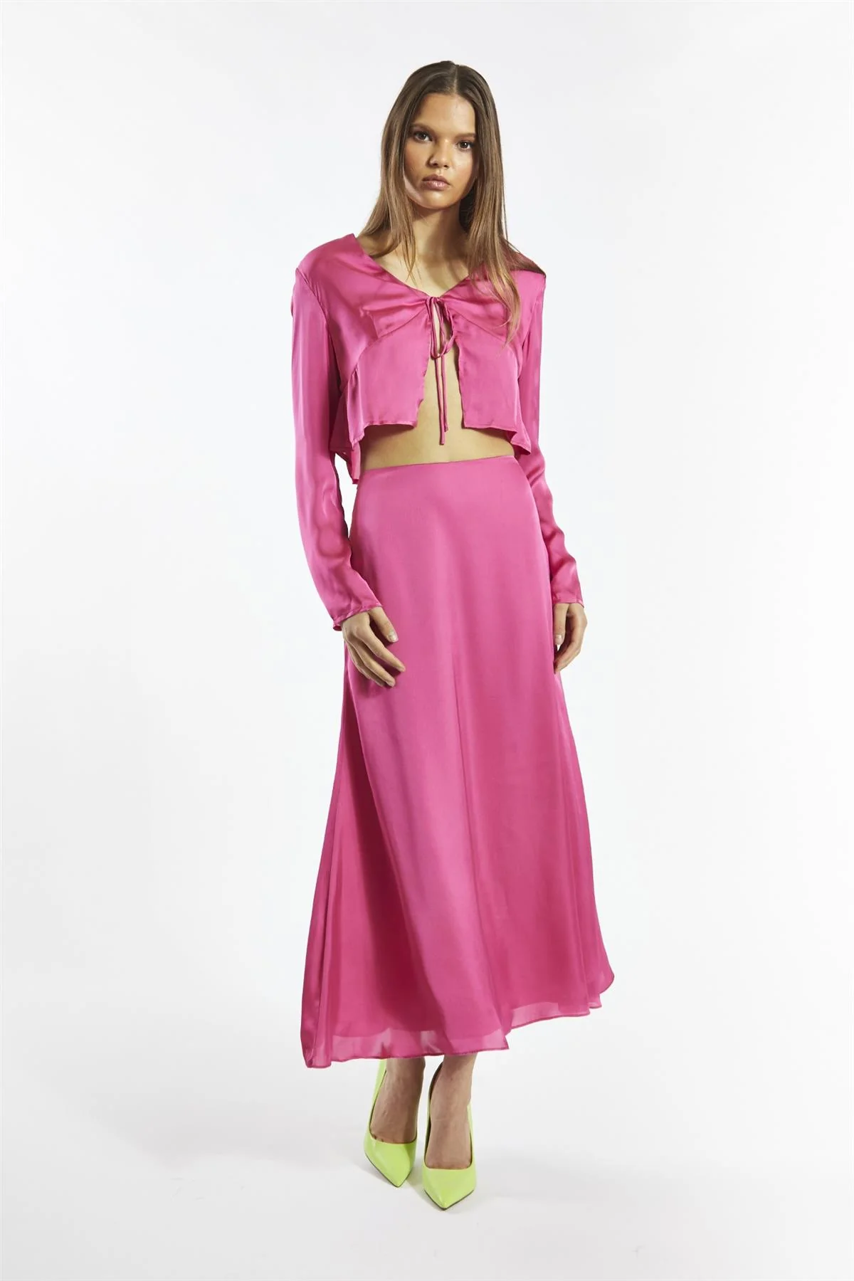 Bright-Pink Tie-Front Crop-Top - Image 3