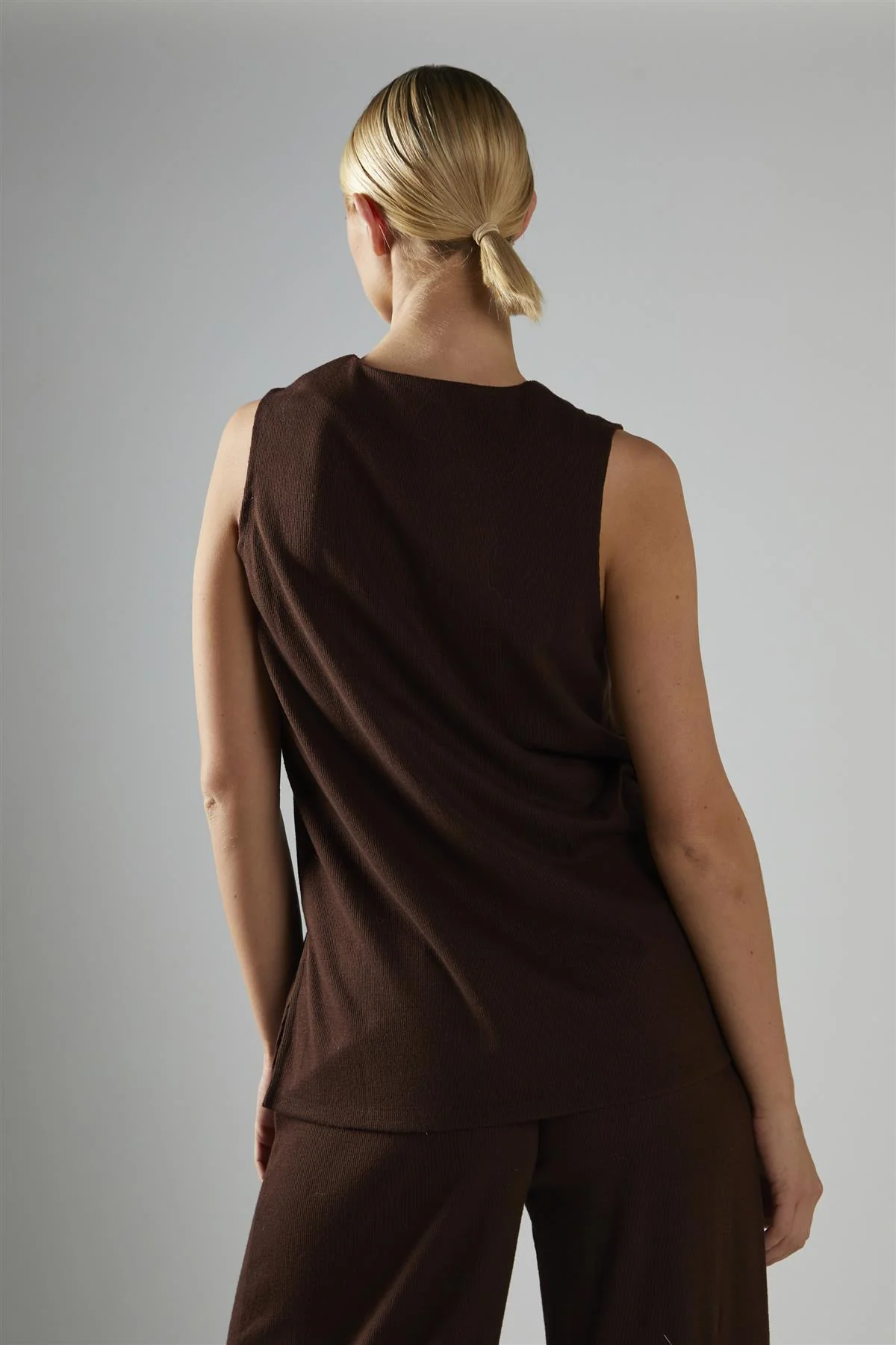 Brown-Rib Sleeveless Loose-Top - Image 2