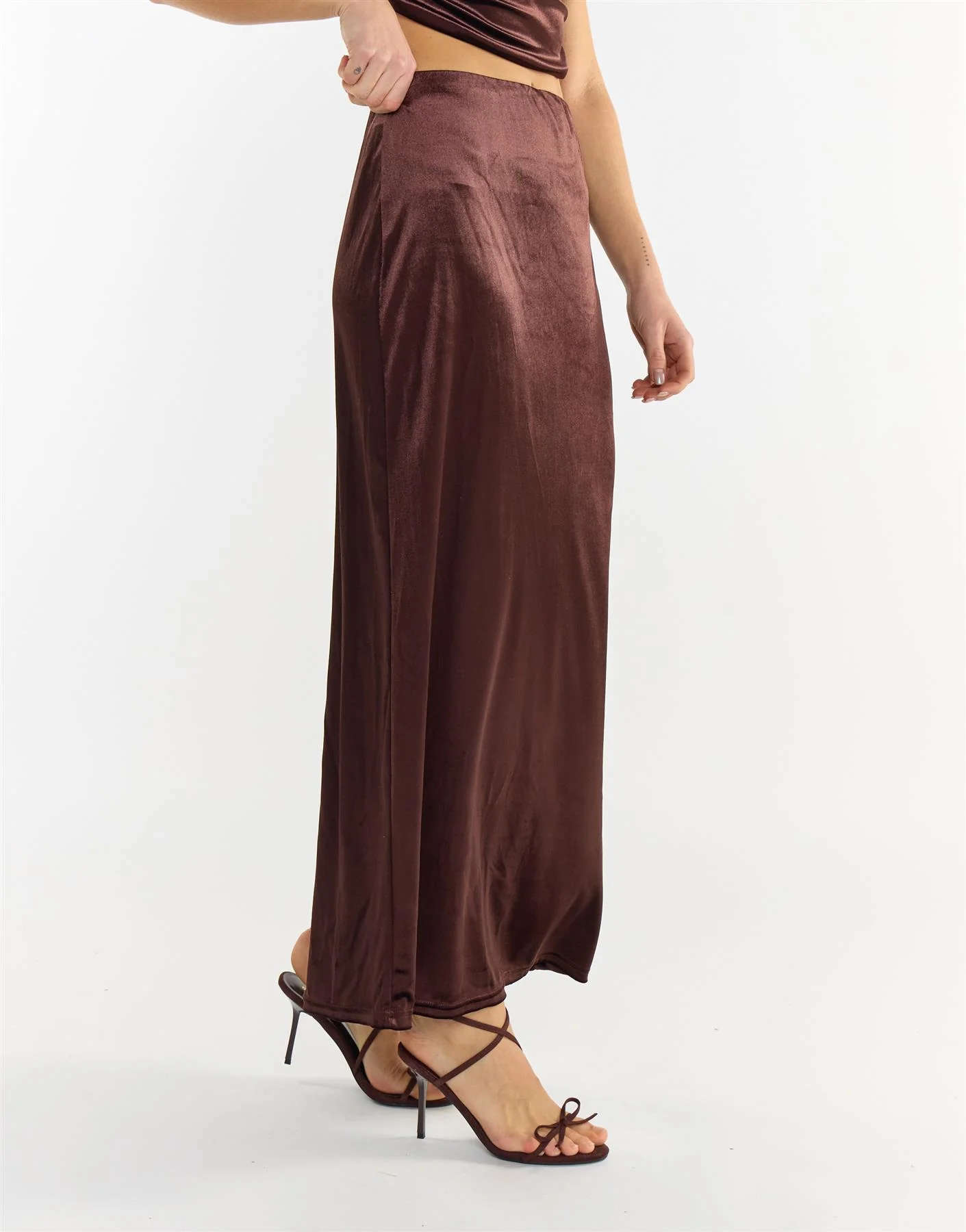 Brown Velvet Mid-Rise Maxi Skirt - Image 4
