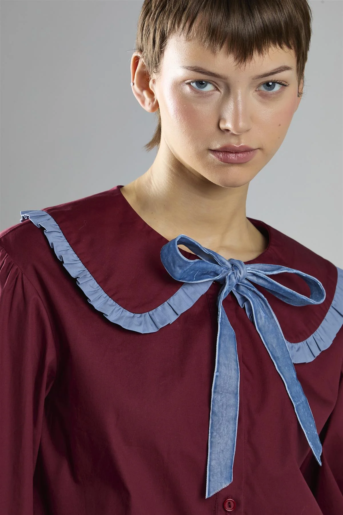 Burgundy-Blue Tie-Collar Blouse - Image 4