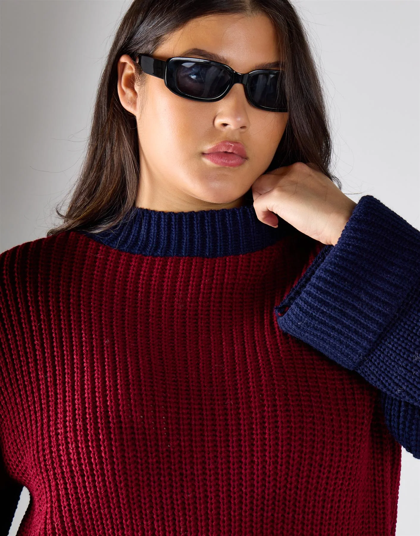 Burgundy Navy Round Neck Knit Jumper - Image 3
