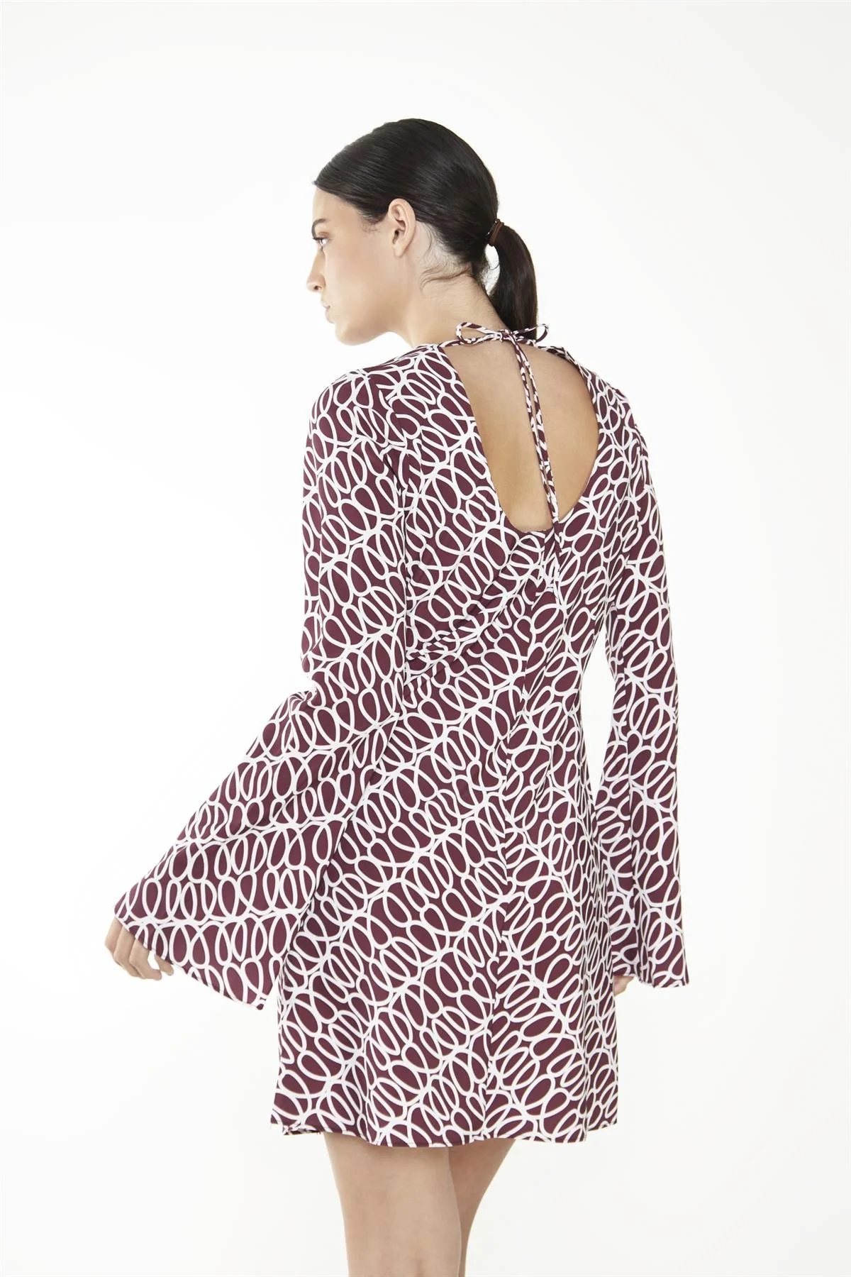 Burgundy Squiggle Print Short Dress - Image 2