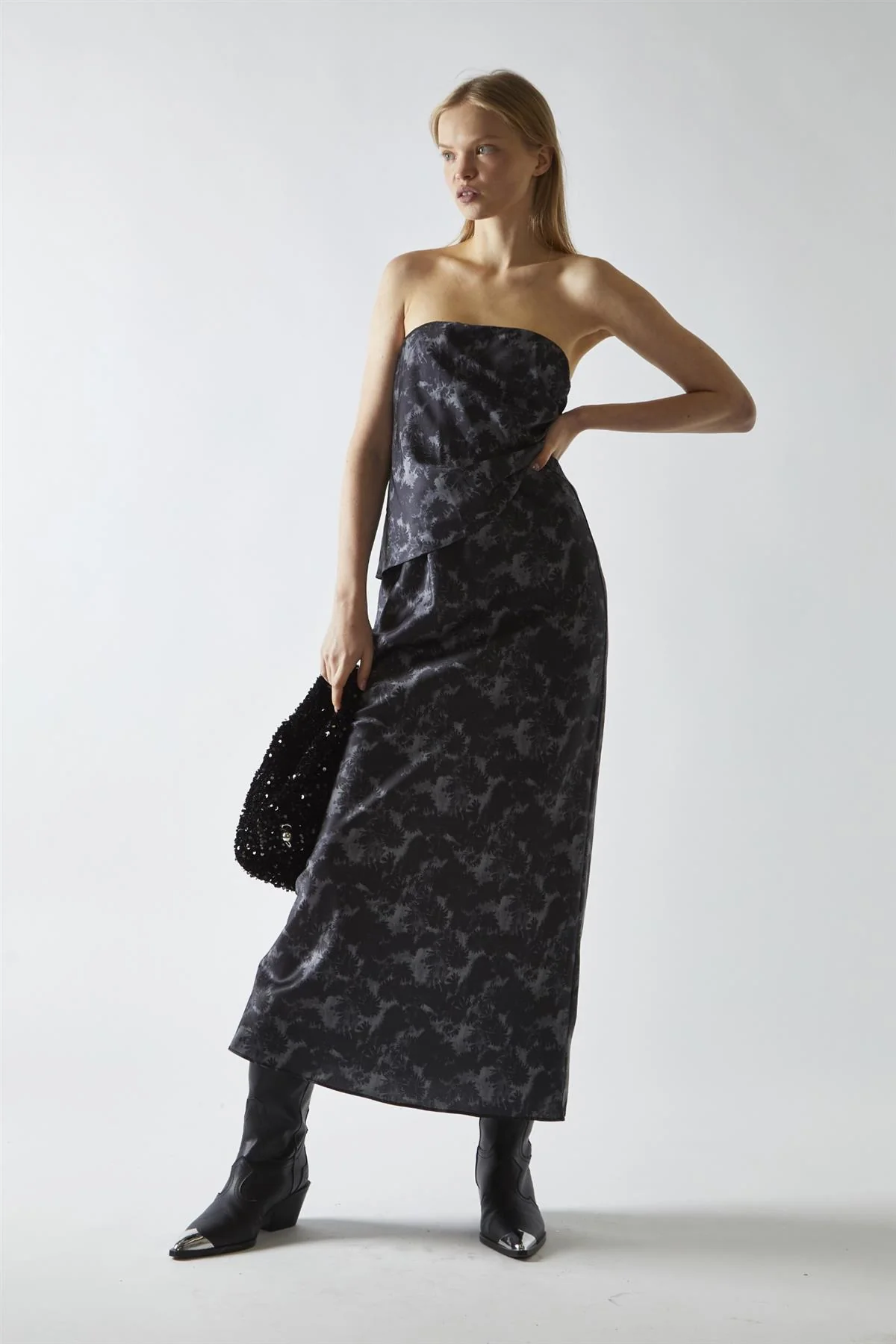 Charcoal Digital-Floral Midi Skirt - Image 5