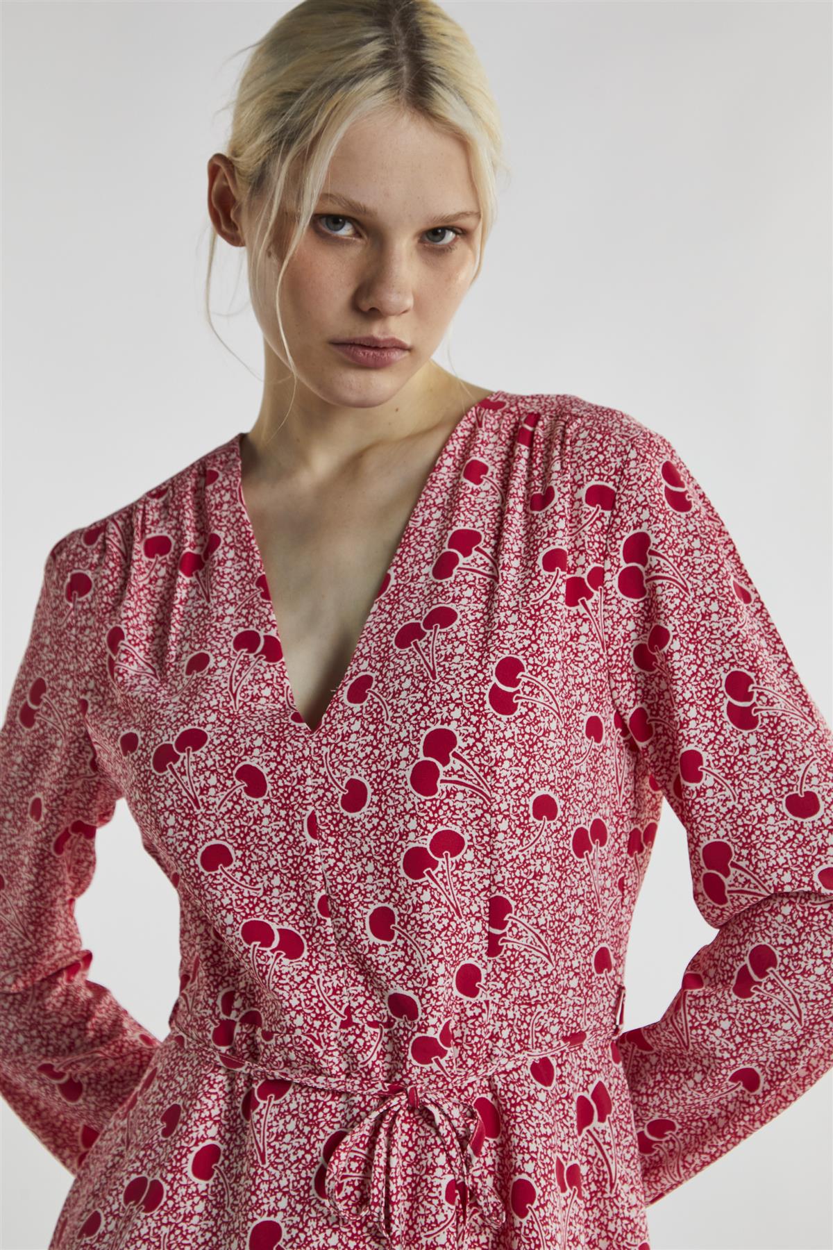 Cherry-Print V-Neck-Skater Mini-Dress - Image 4