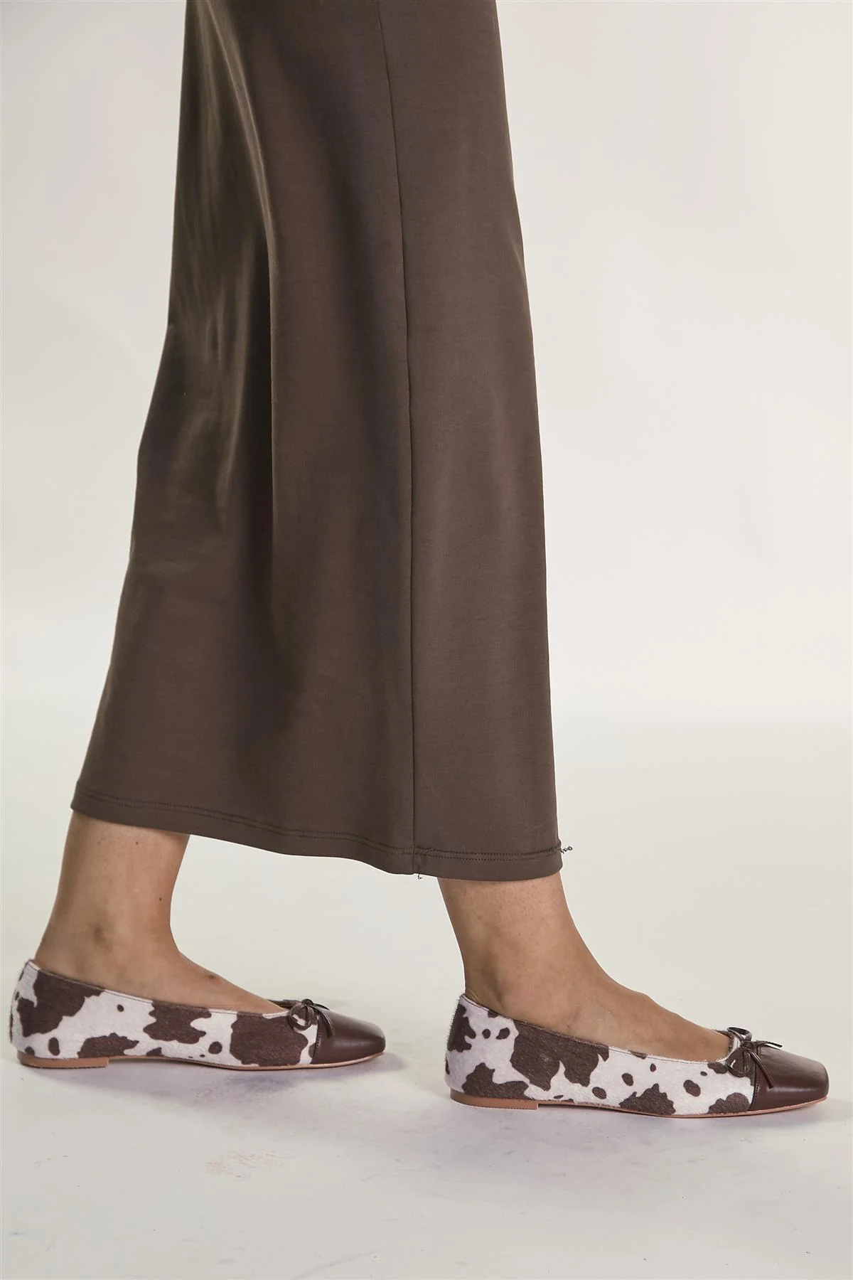 Cow-Print Ballet-Flats - Image 2
