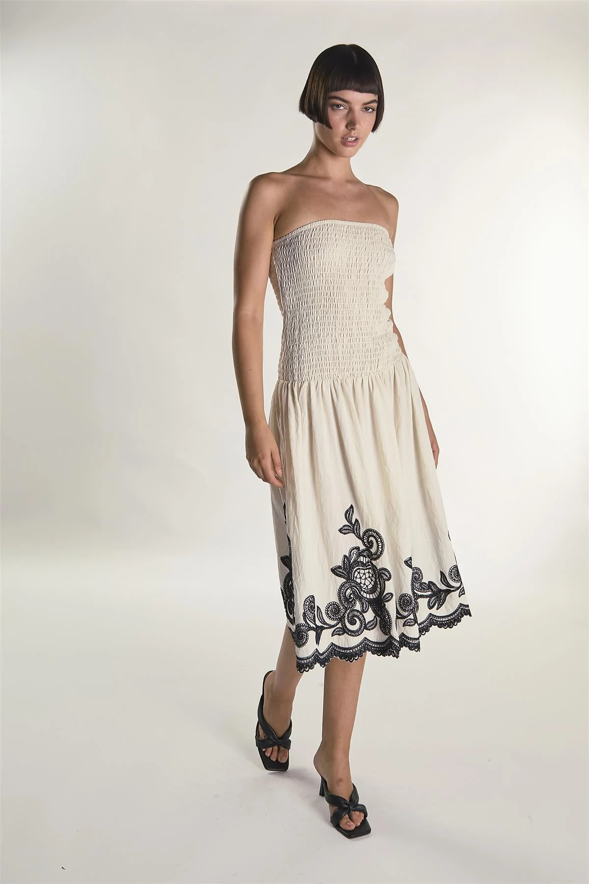 Cream Black Border Bandeau Midi Dress - Image 4