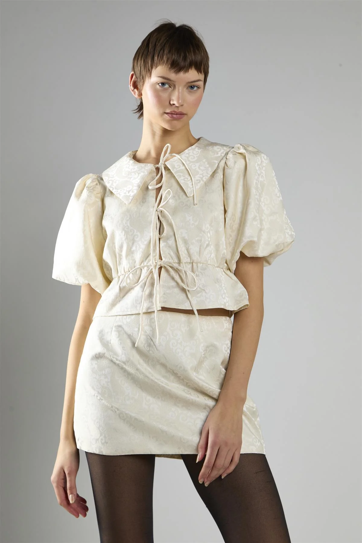 Cream Brocade A-Line Mini Skirt - Image 3