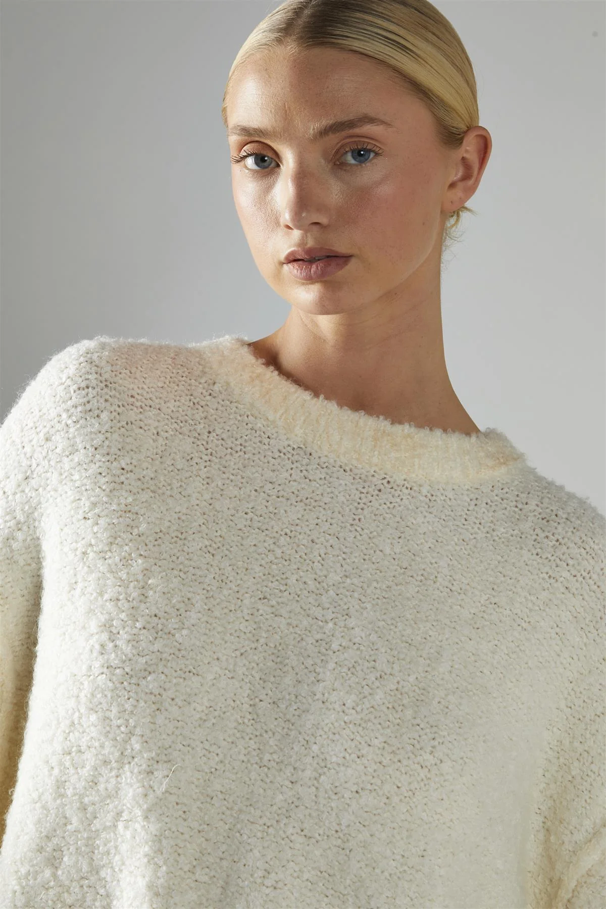 Cream Oversized-Jumper - Image 5