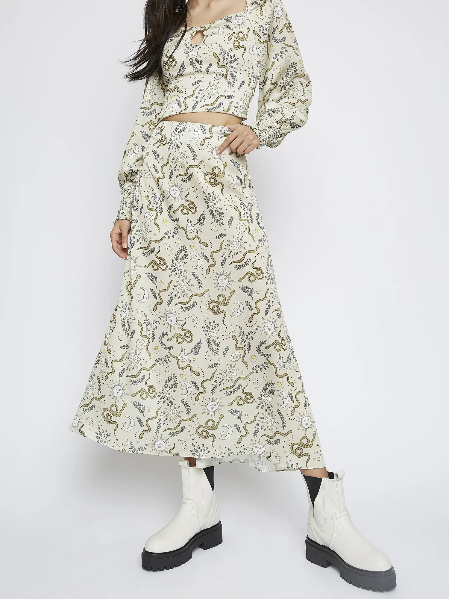 Glamorous Stone Sun and Moon Print Midi Skirt - Image 2