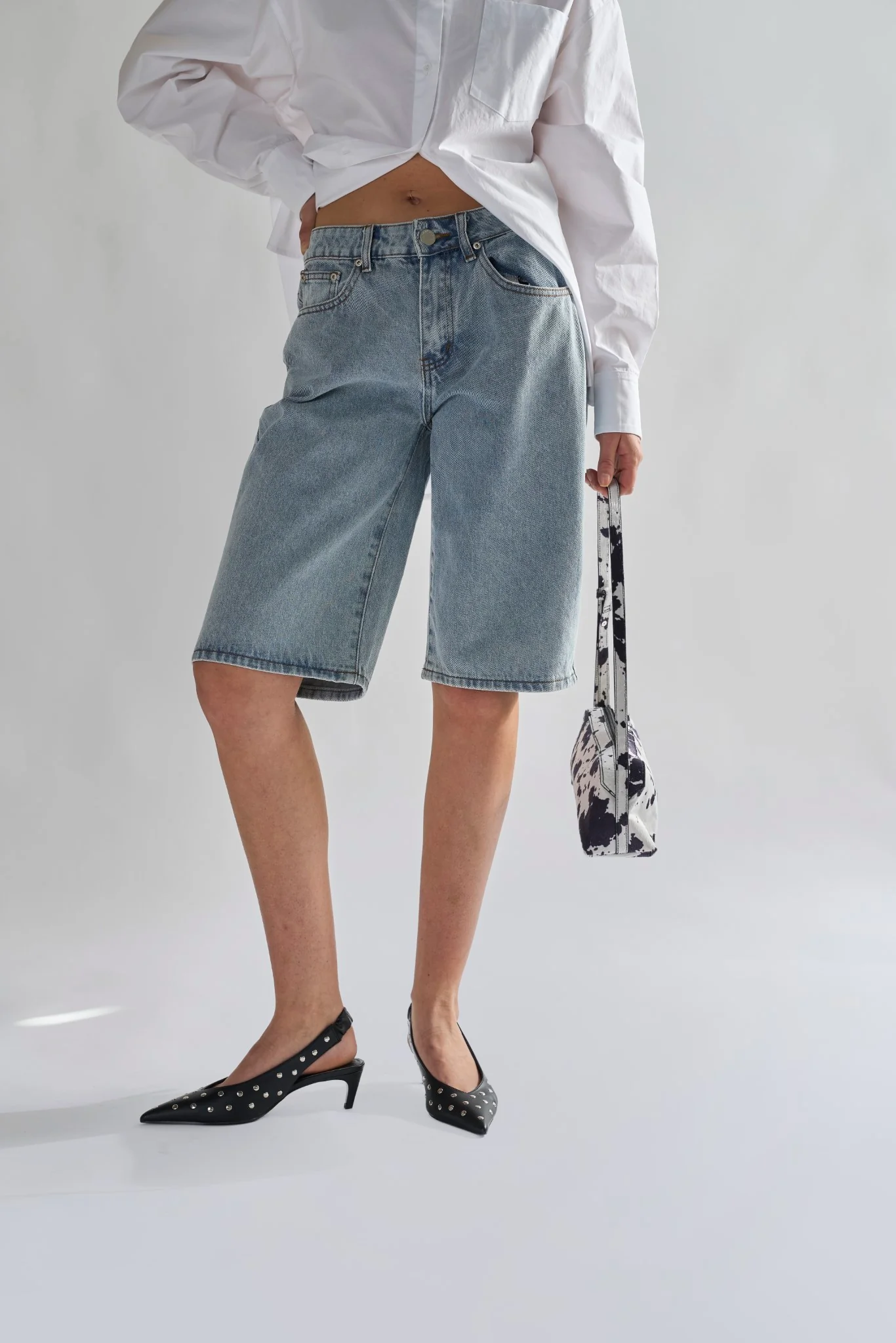 Dirty-Vintage Blue Denim Long -Shorts - Image 3