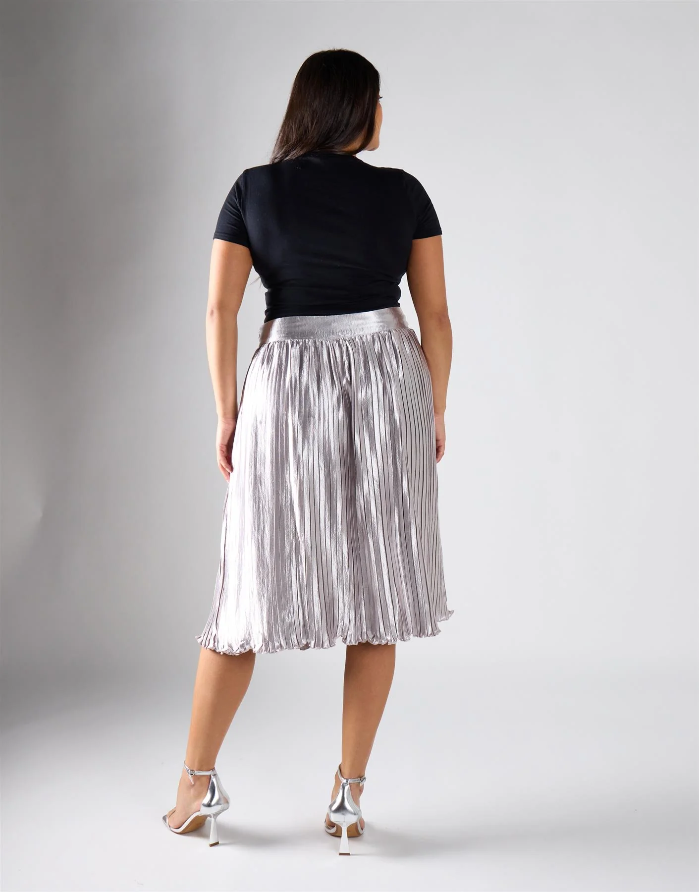Glamorous Curve Light Silver Pleated Midi Skirt - Image 4