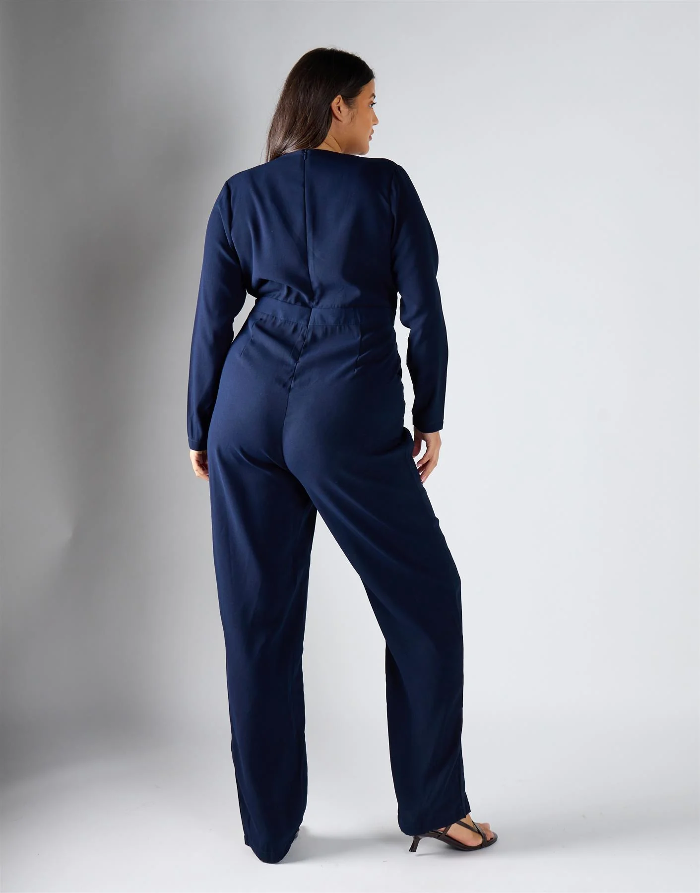 Glamorous Curve Navy Jumpsuit - Image 4