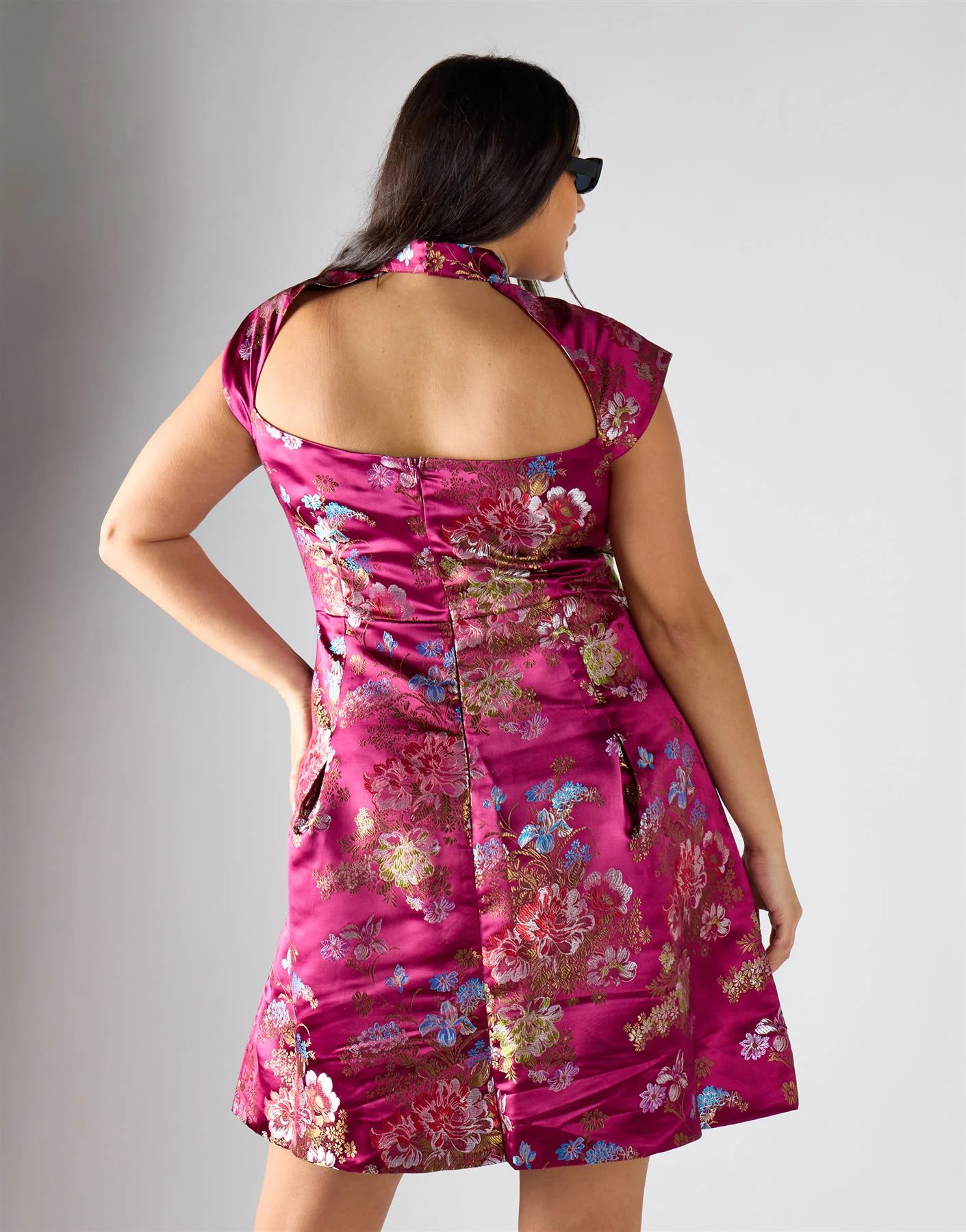 Glamorous Curve Wine Brocade Keyhole Dress - Image 4
