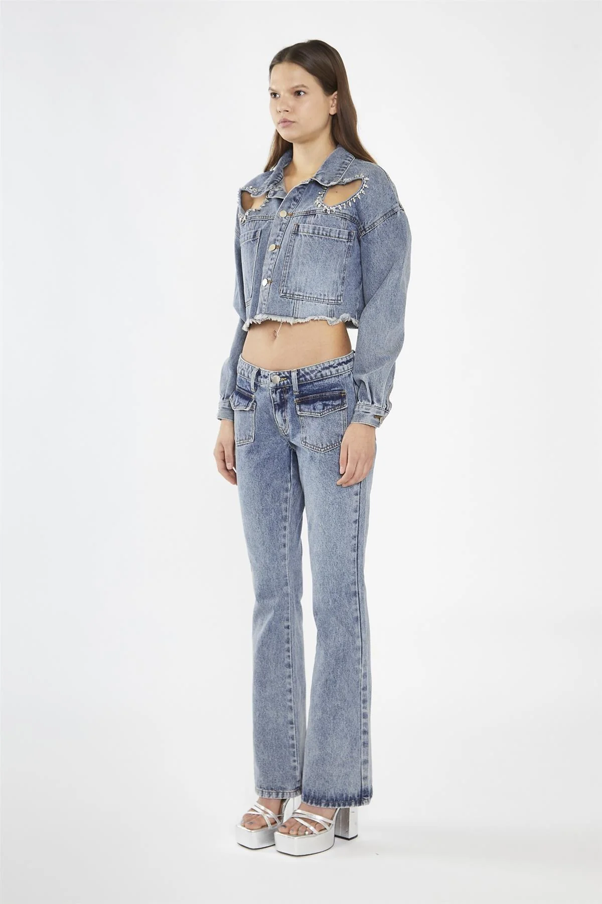Heavy-Vintage Wash Flared -Jeans - Image 4