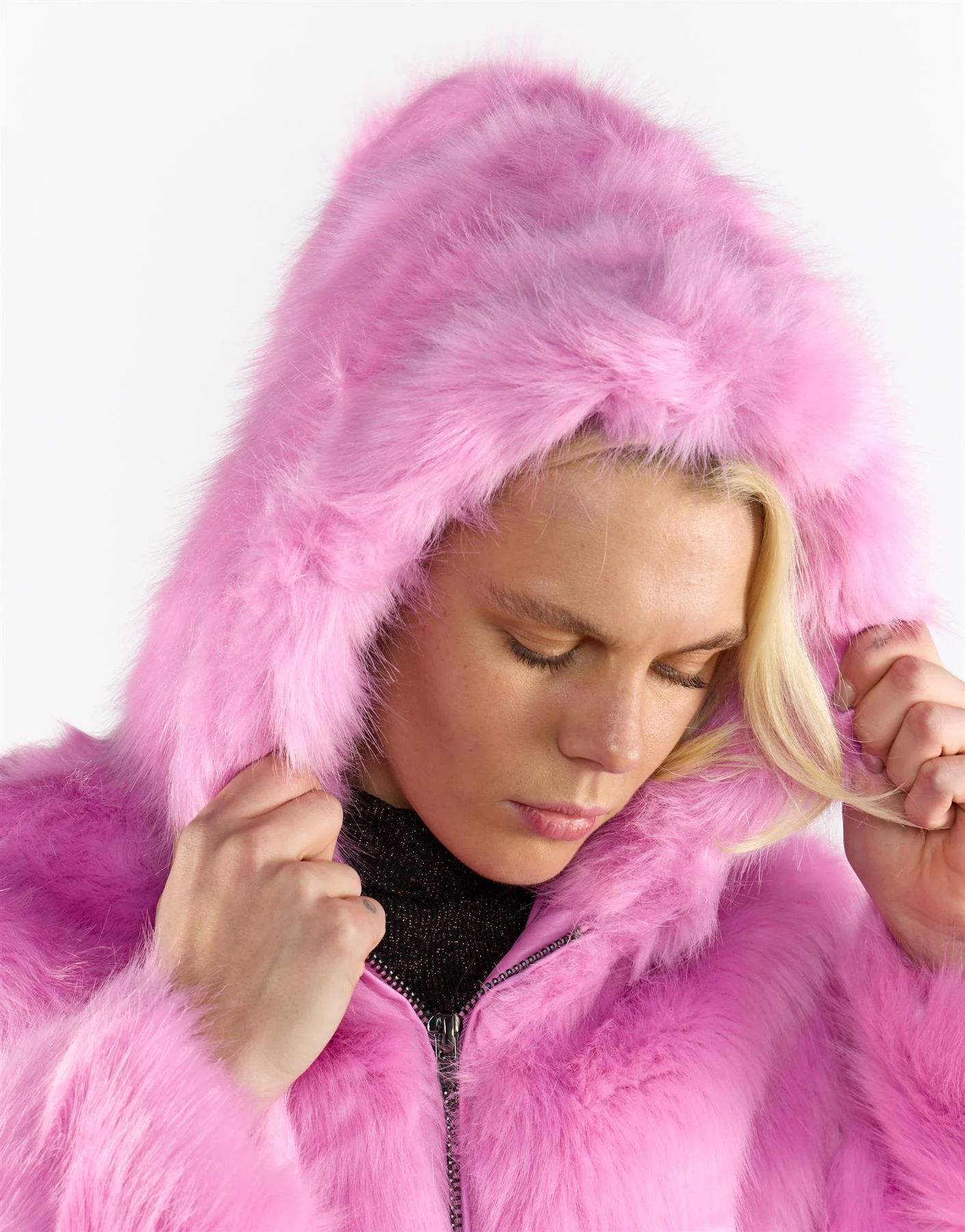 Hooded faux fur jacket in Candy Pink - Image 4