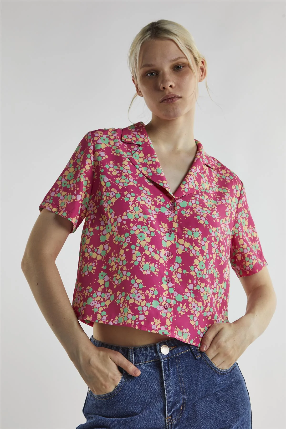 Hot-Pink Multi Ditsy-Floral Crop-Top - Image 3