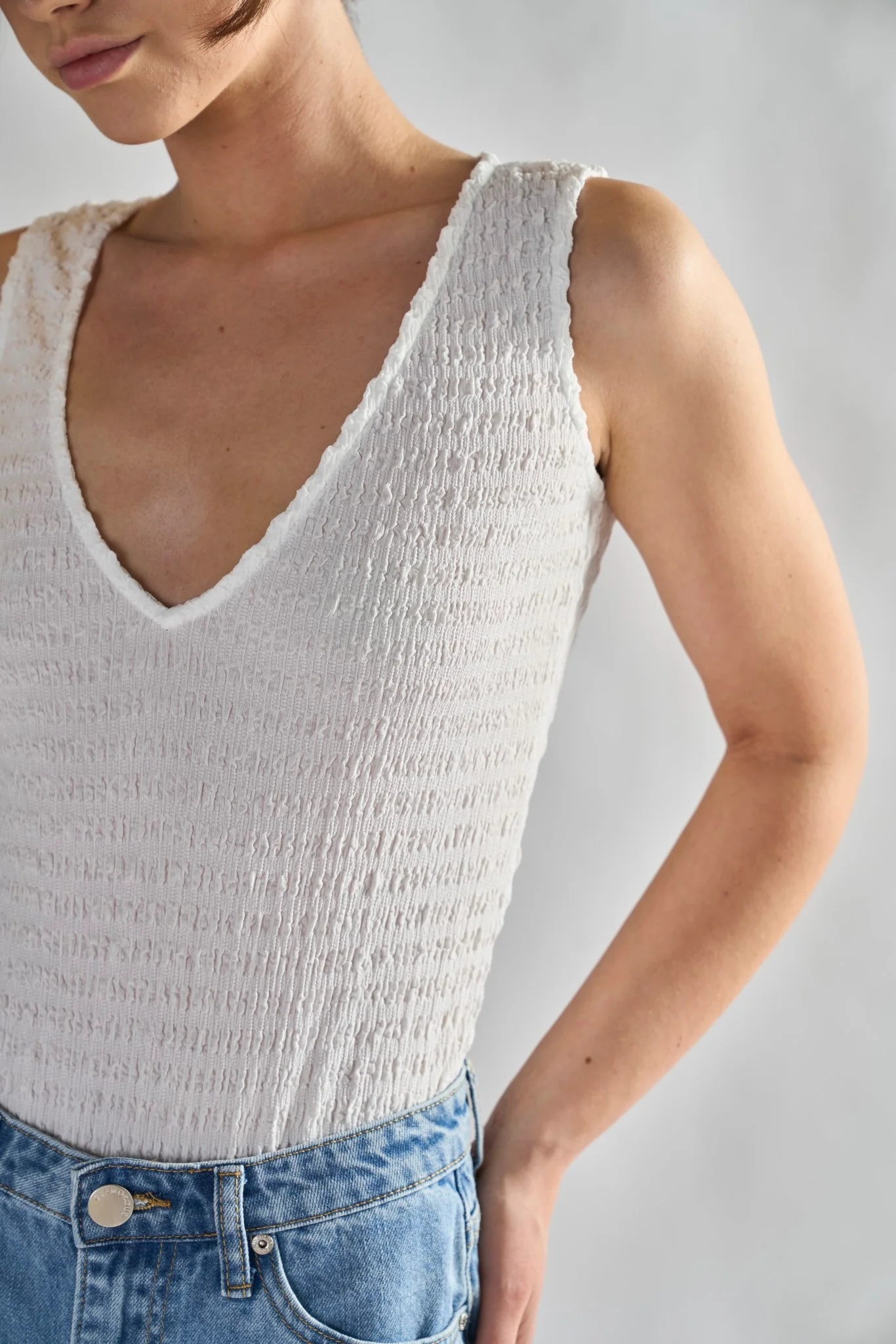 Glamorous White Textured V- Neck Bodysuit - Image 4