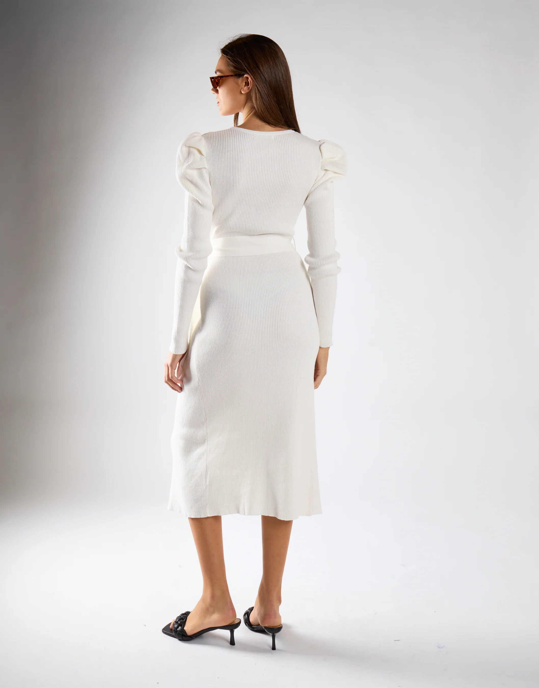 Glamorous Off White Puff Shoulder Split Midi Dress - Image 2
