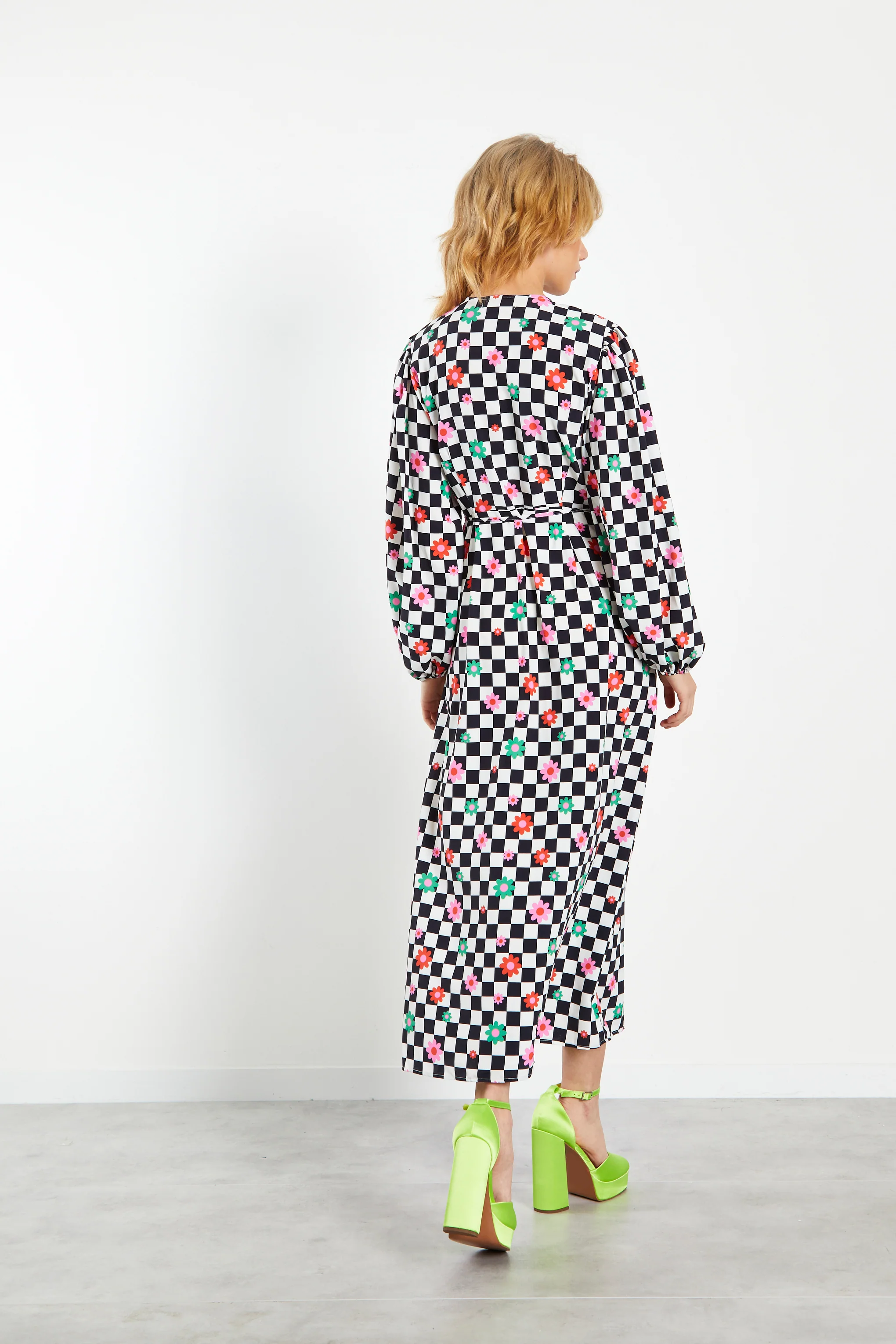 Glamorous Checkboard Flower Long Sleeve Wrap Midi Dress - Image 2