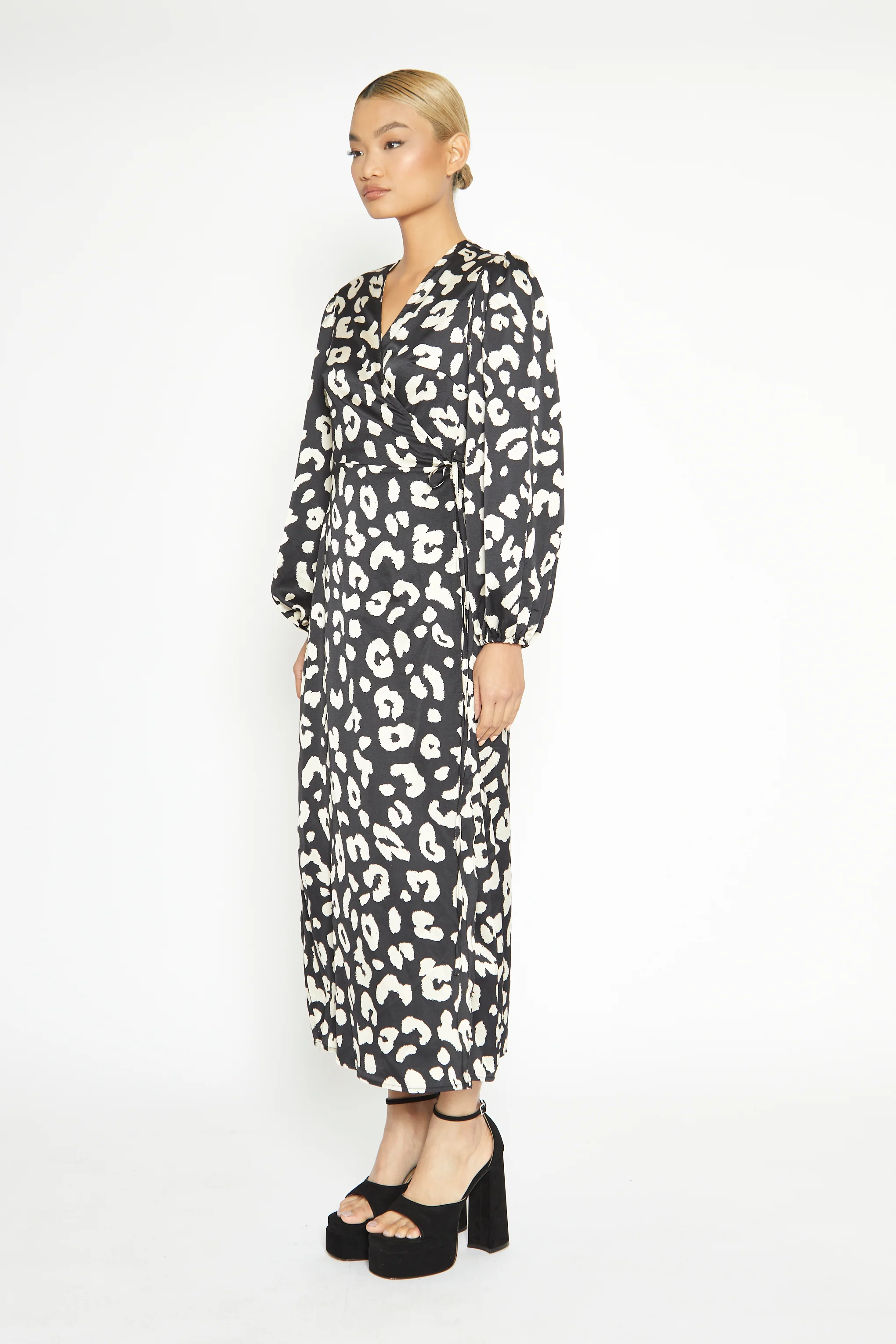 Glamorous Black Cream Large Leopard V Neck Long Sleeve Wrap Dress - Image 2